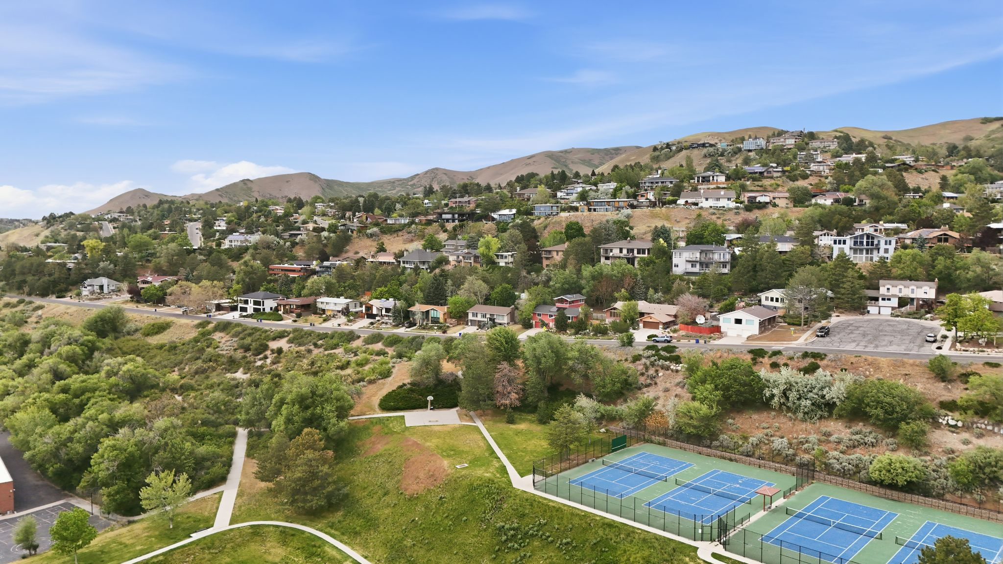 NORTH - Residential