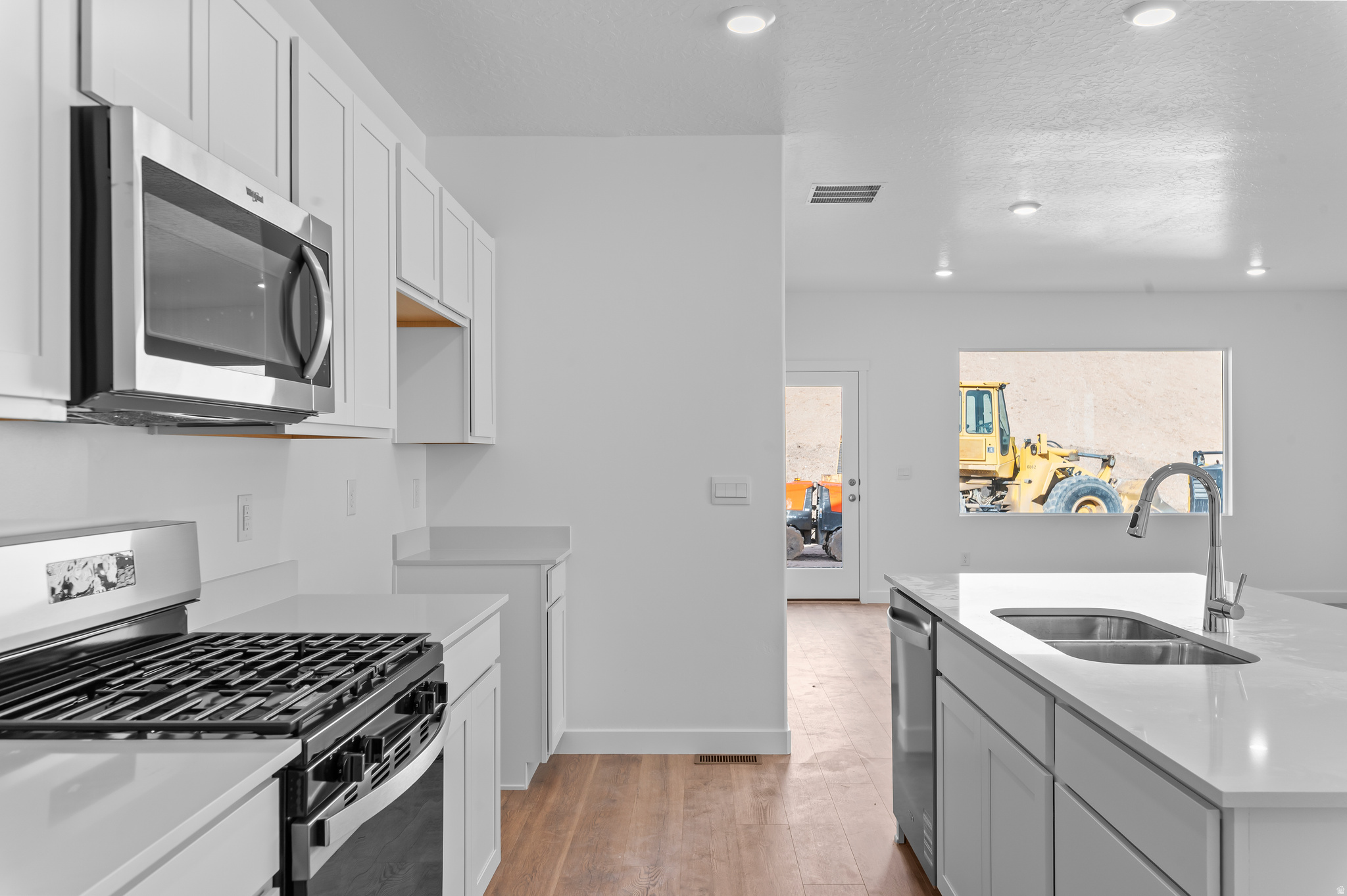 ANSELMI ACRES (PALOMINO) - Residential