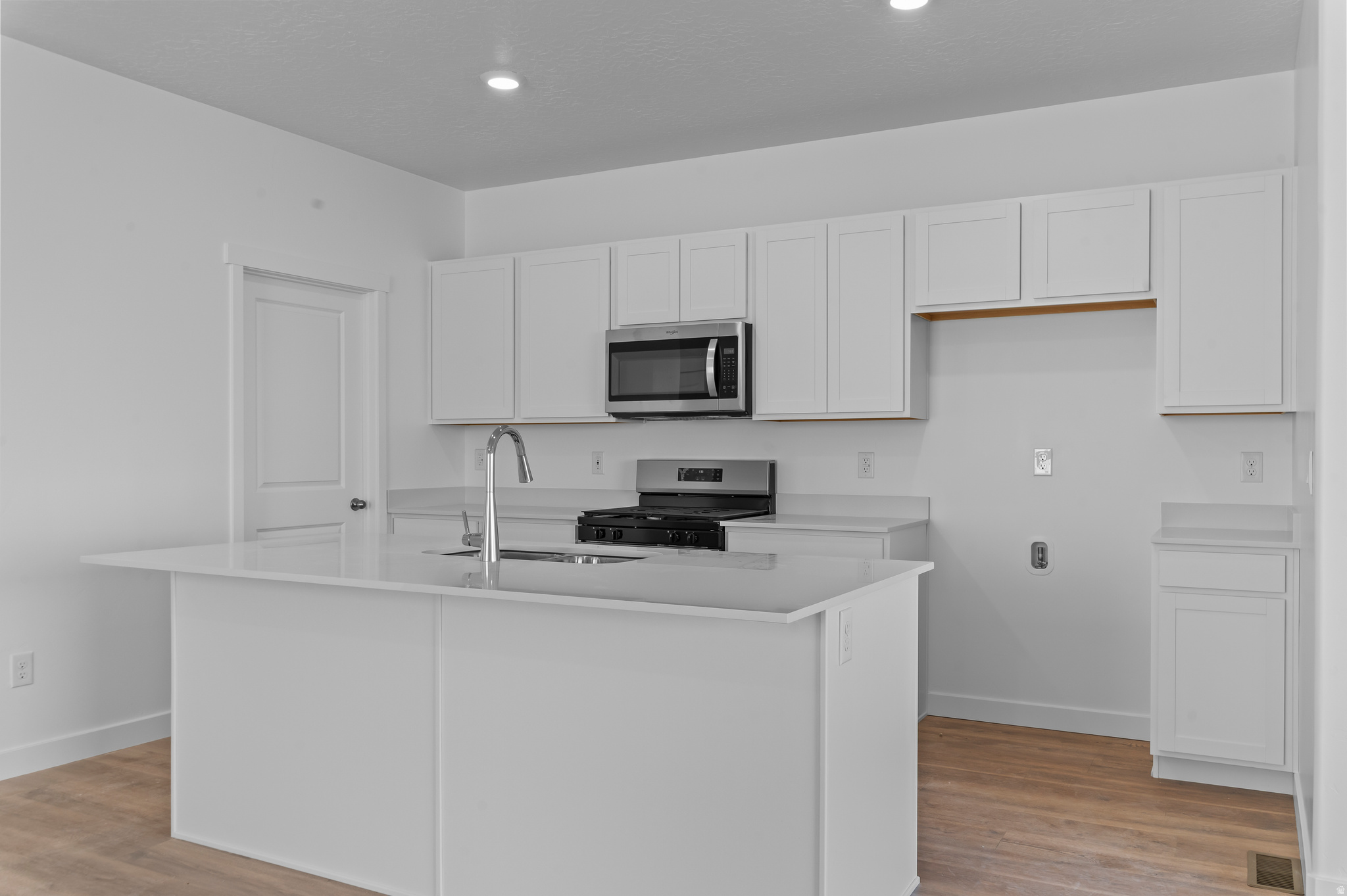 ANSELMI ACRES (PALOMINO) - Residential