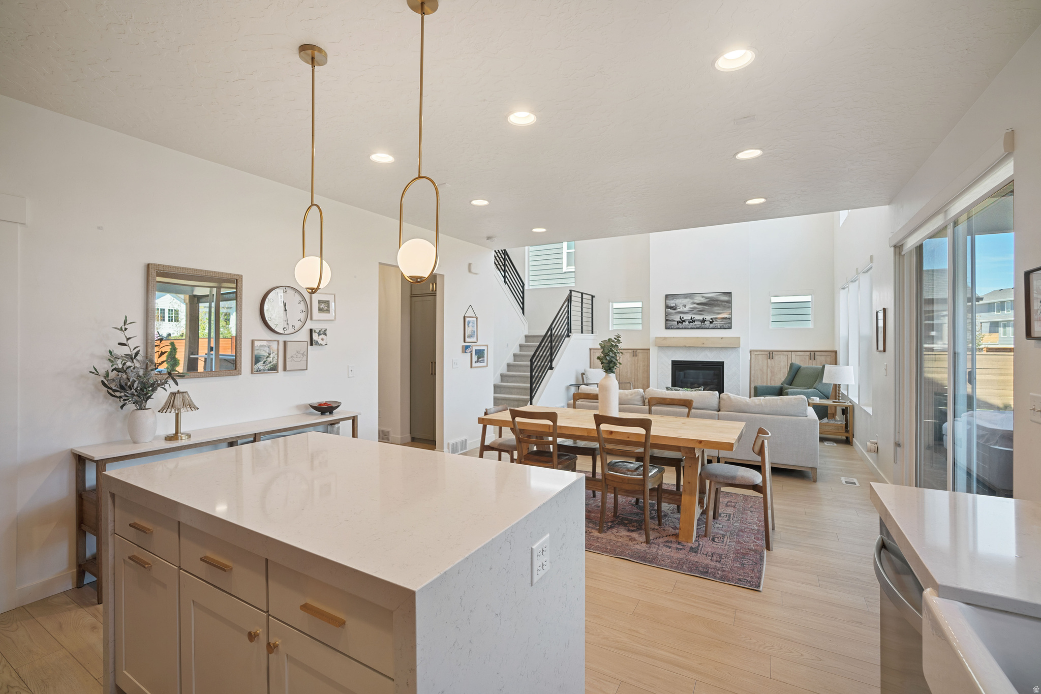 SILVER CREEK - Residential