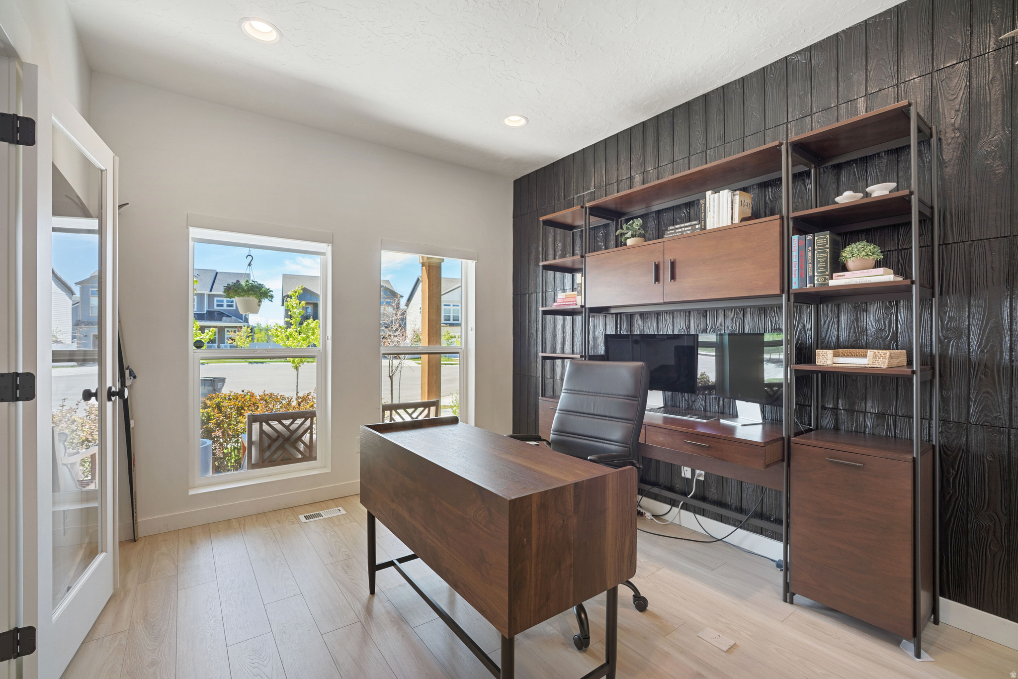 SILVER CREEK - Residential