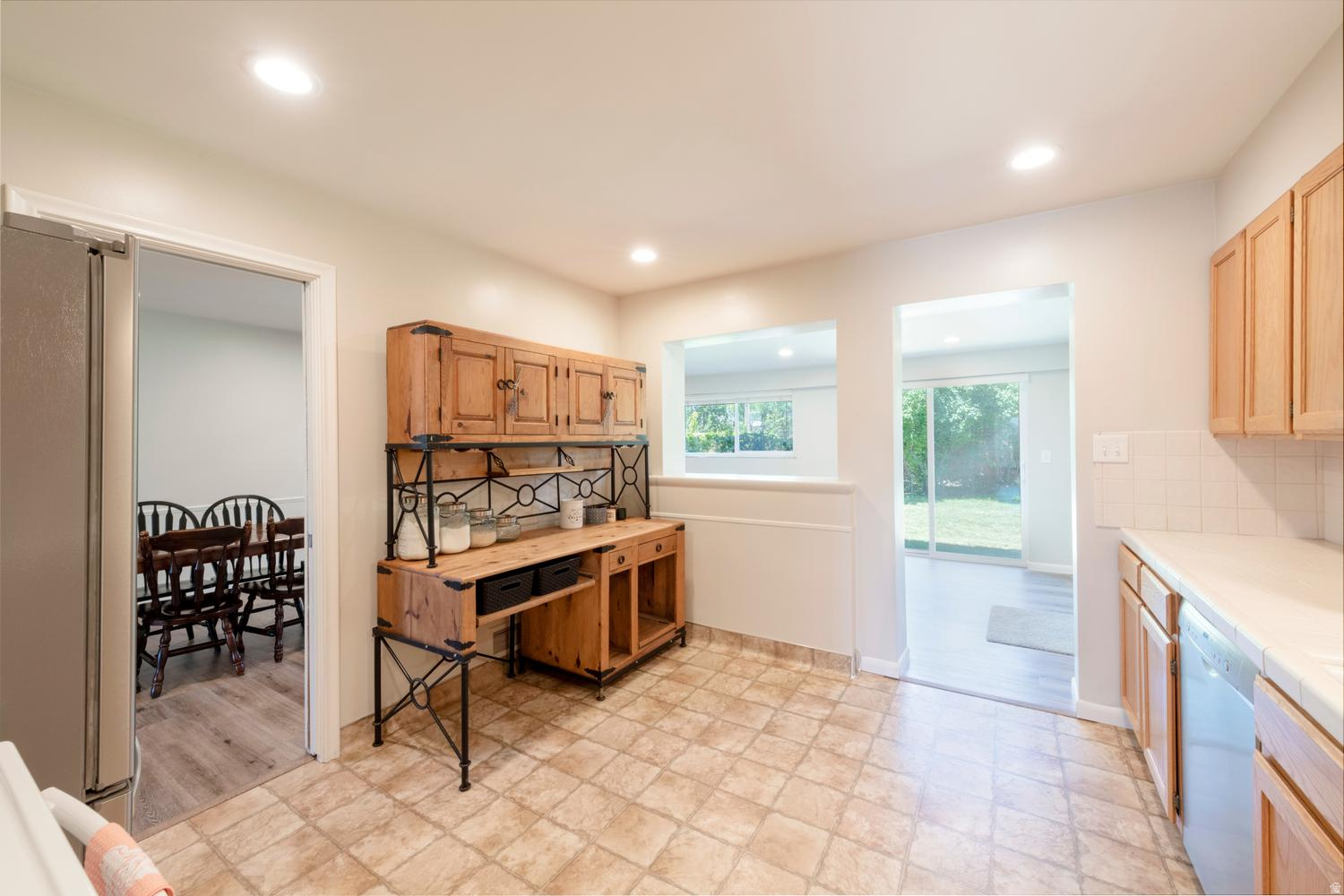 BEACON HEIGHTS - Residential