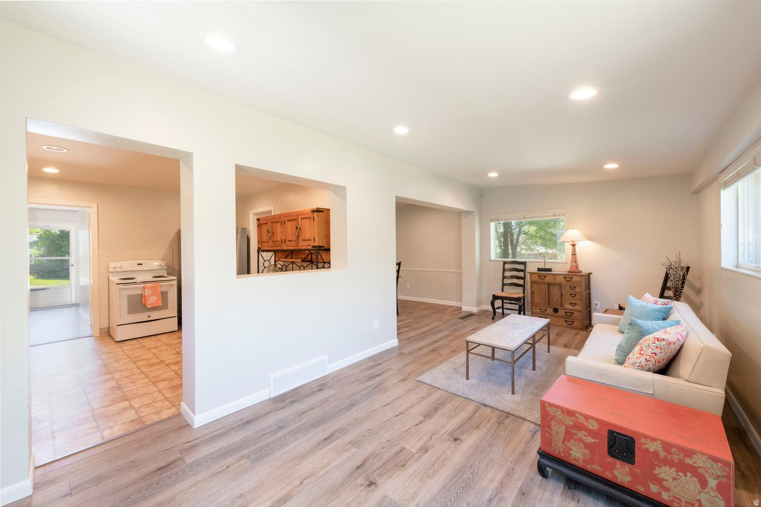 BEACON HEIGHTS - Residential