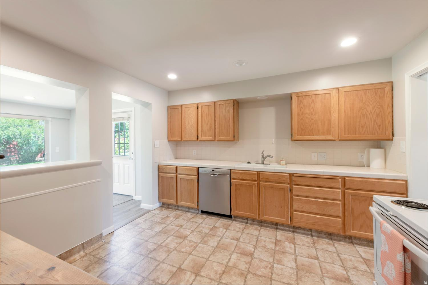 BEACON HEIGHTS - Residential