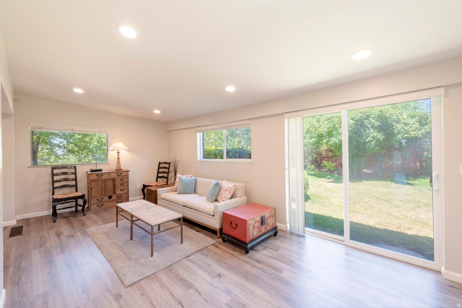 BEACON HEIGHTS - Residential