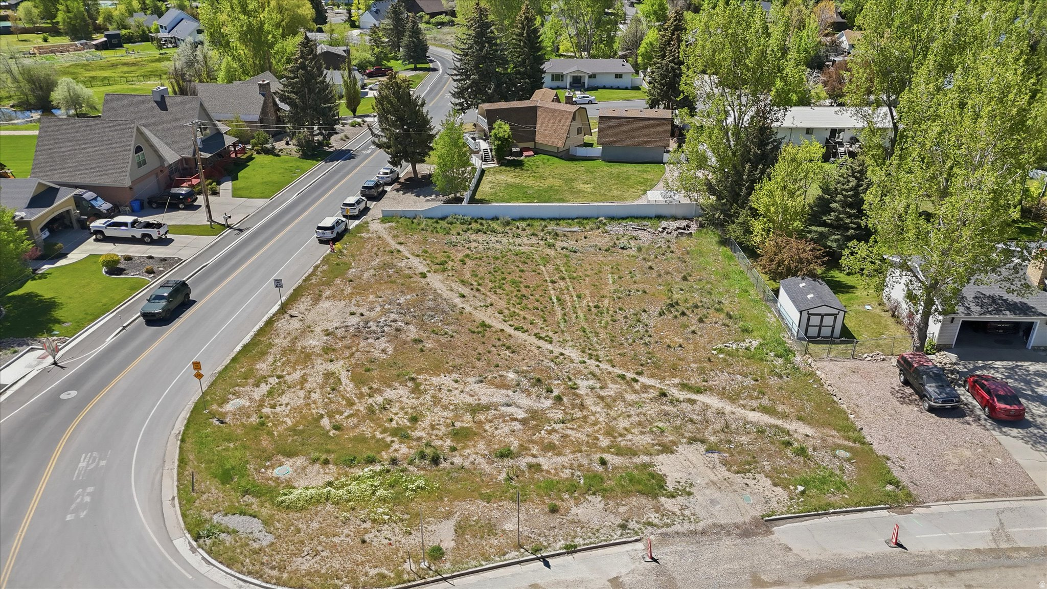 MIDWAY FARMS - Land