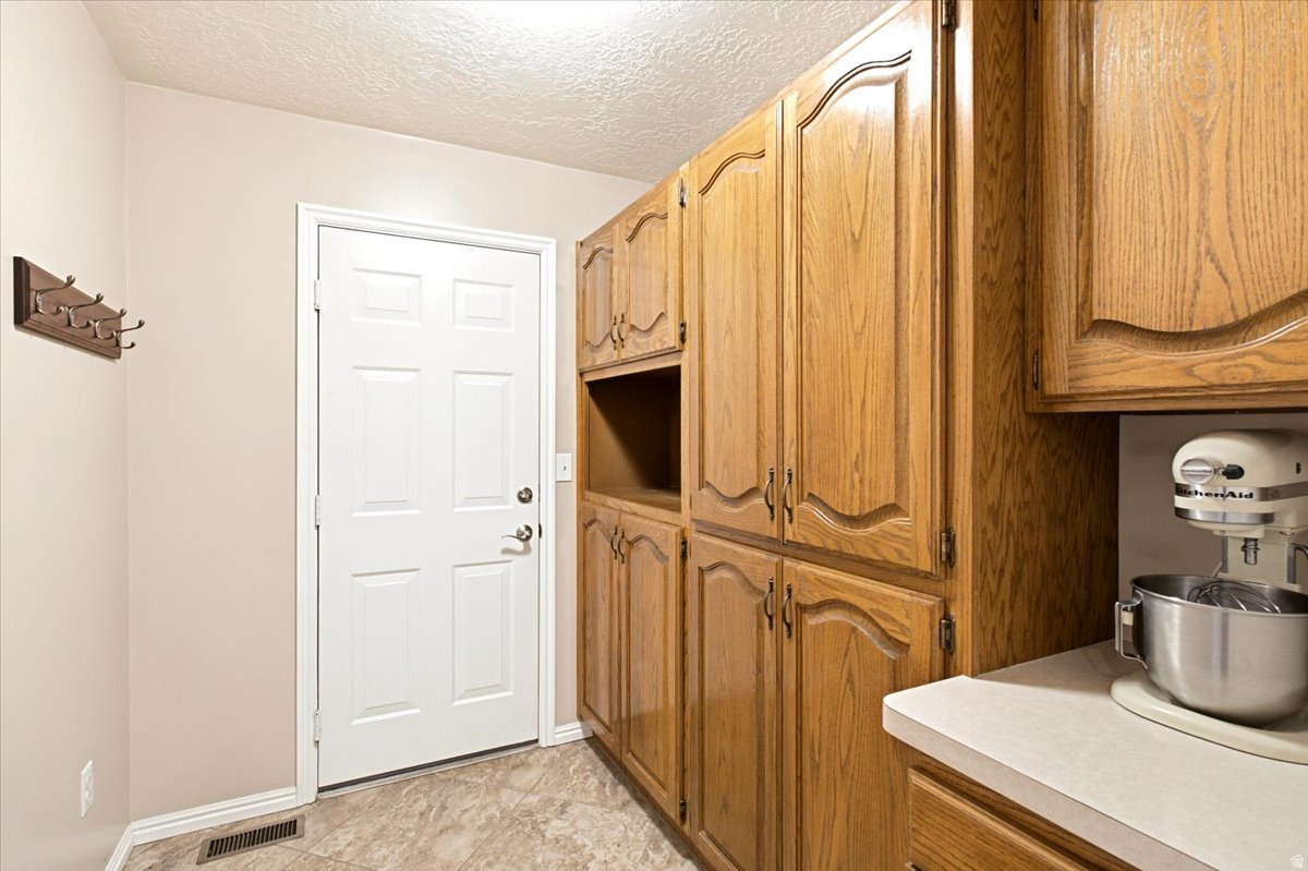 EASTWOOD ESTATES - Residential
