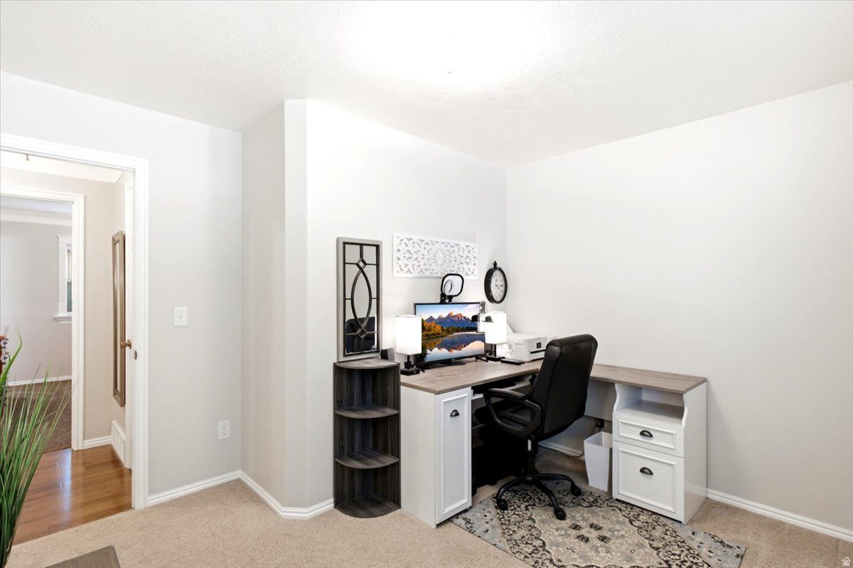EASTWOOD ESTATES - Residential