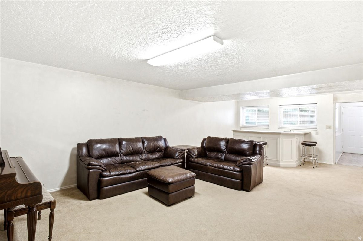 EASTWOOD ESTATES - Residential