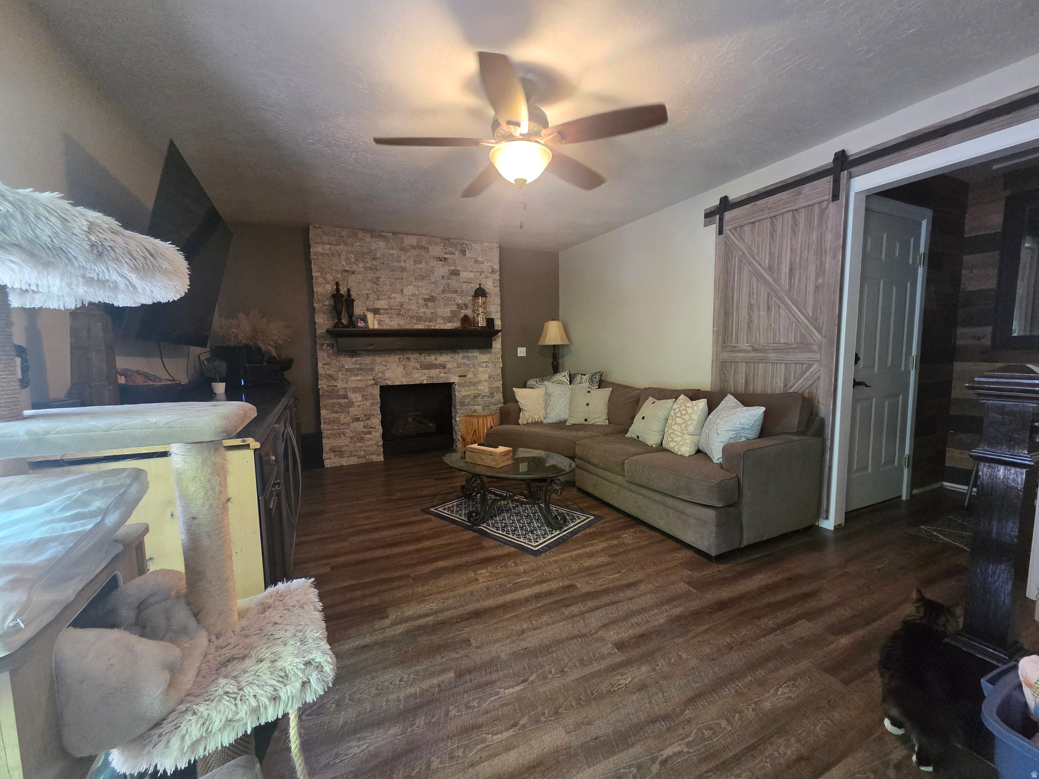 PLEASANT HILLS - Residential