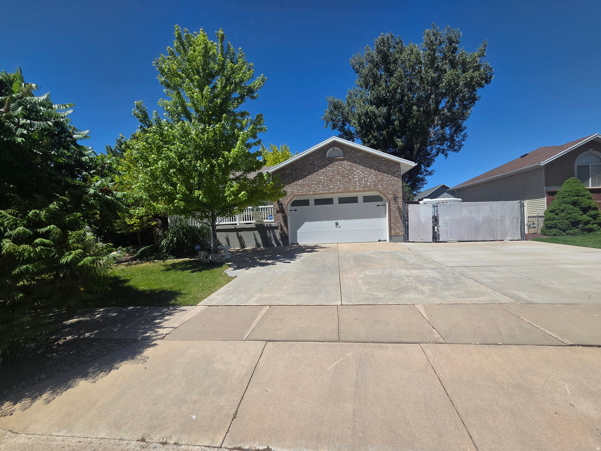 PLEASANT HILLS - Residential