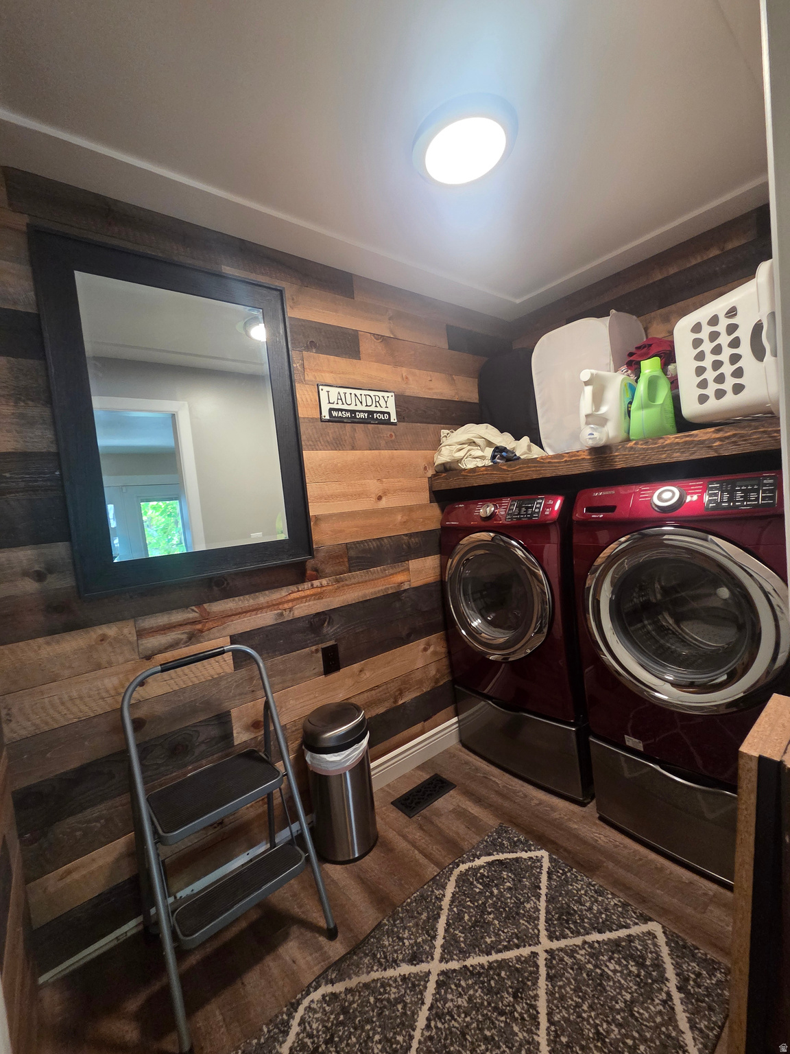PLEASANT HILLS - Residential