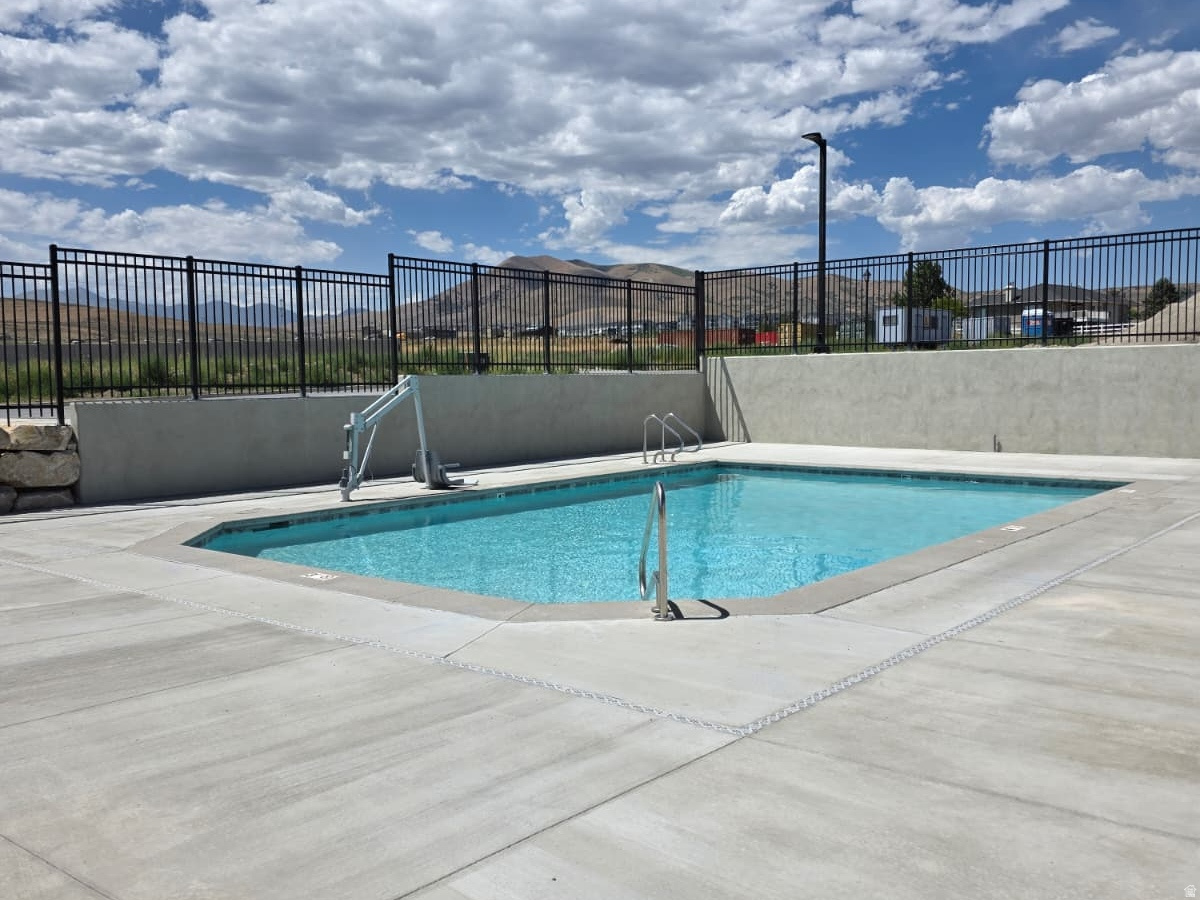 SARATOGA VIEW - Residential