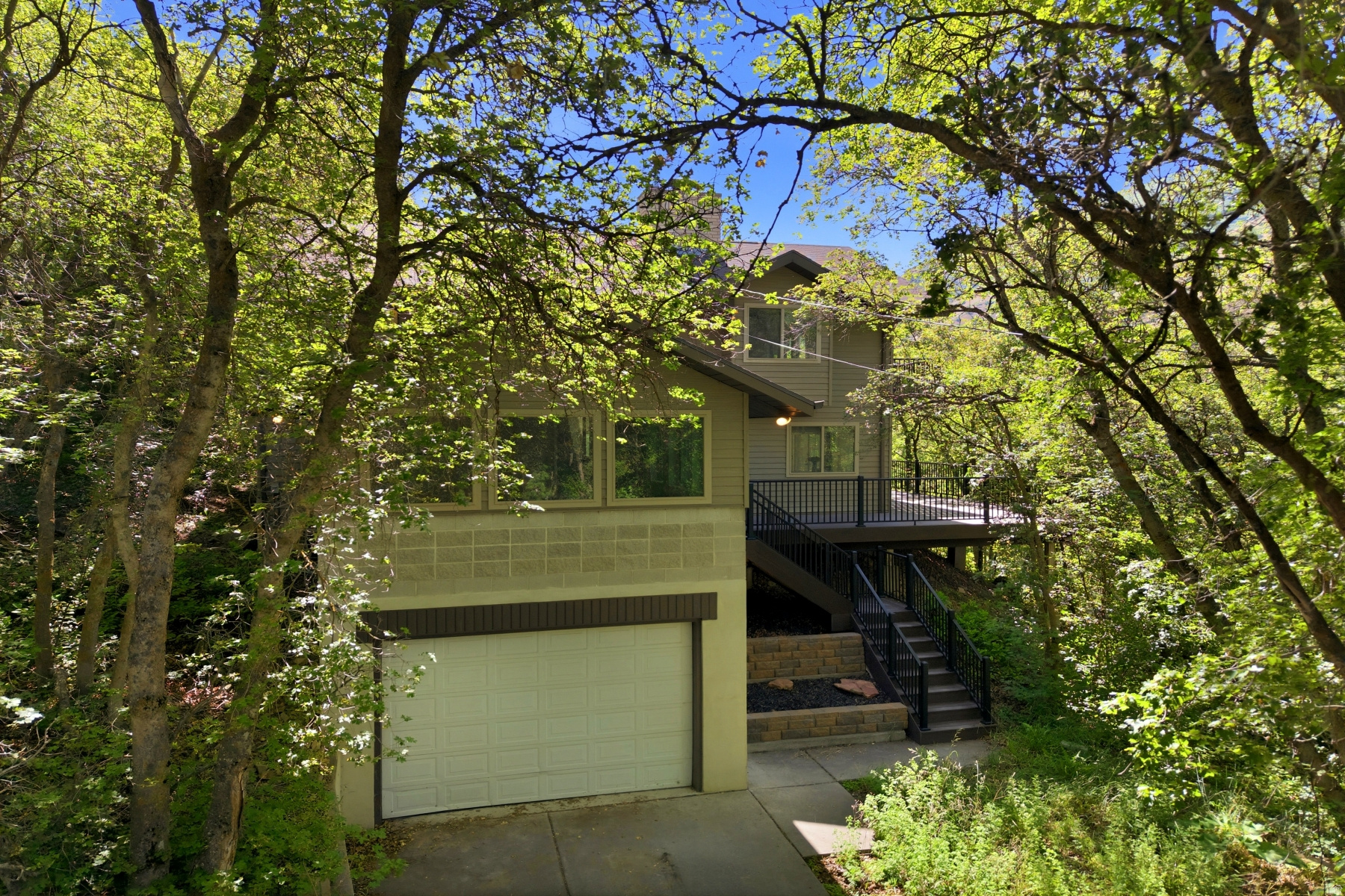 GRINDSTONE - Residential
