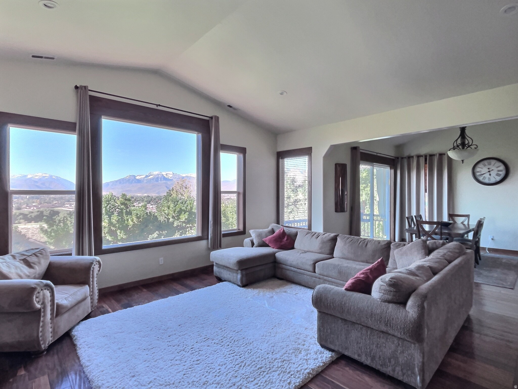 VALLEY HILLS ESTATES - Residential