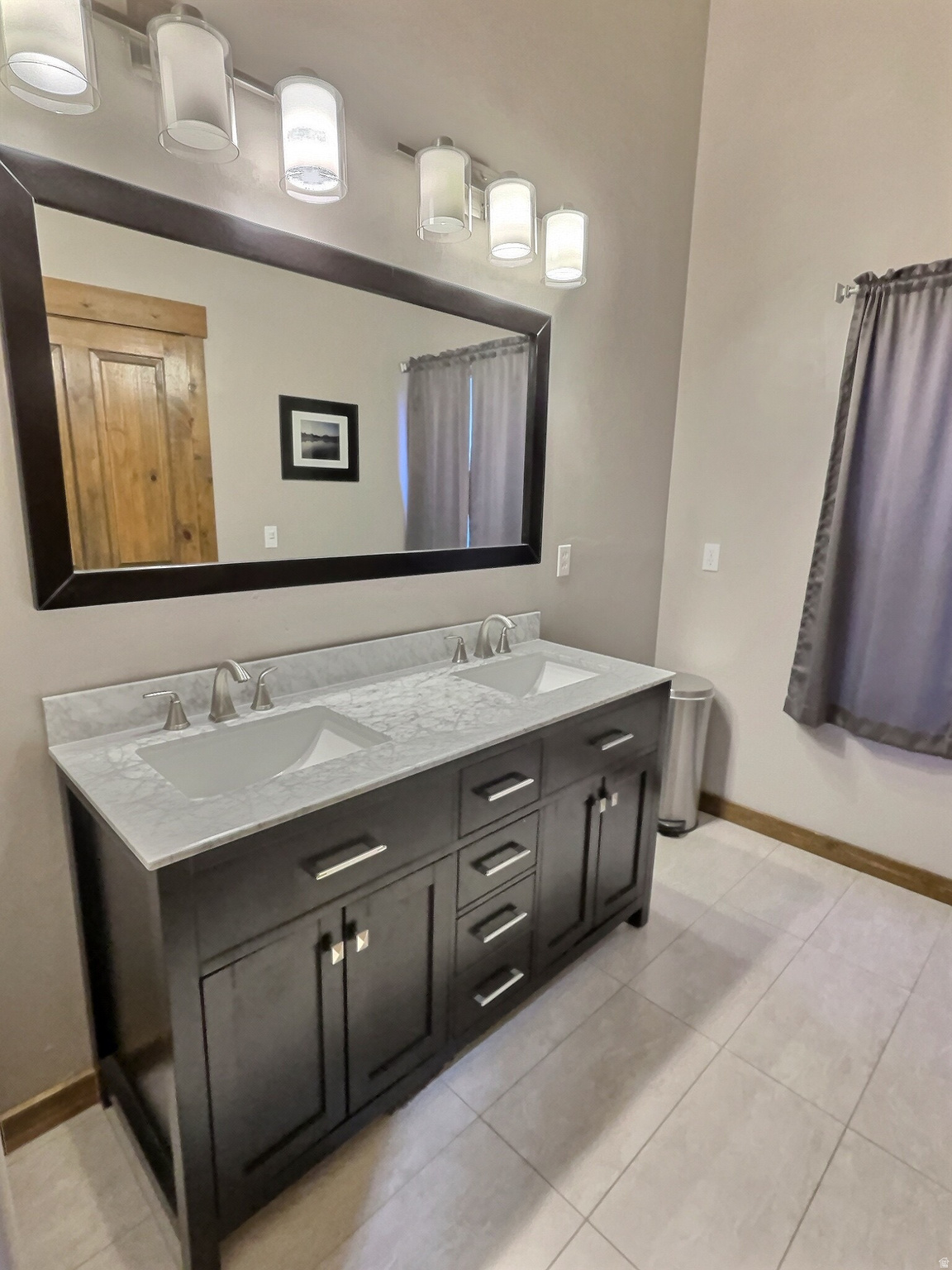 VALLEY HILLS ESTATES - Residential