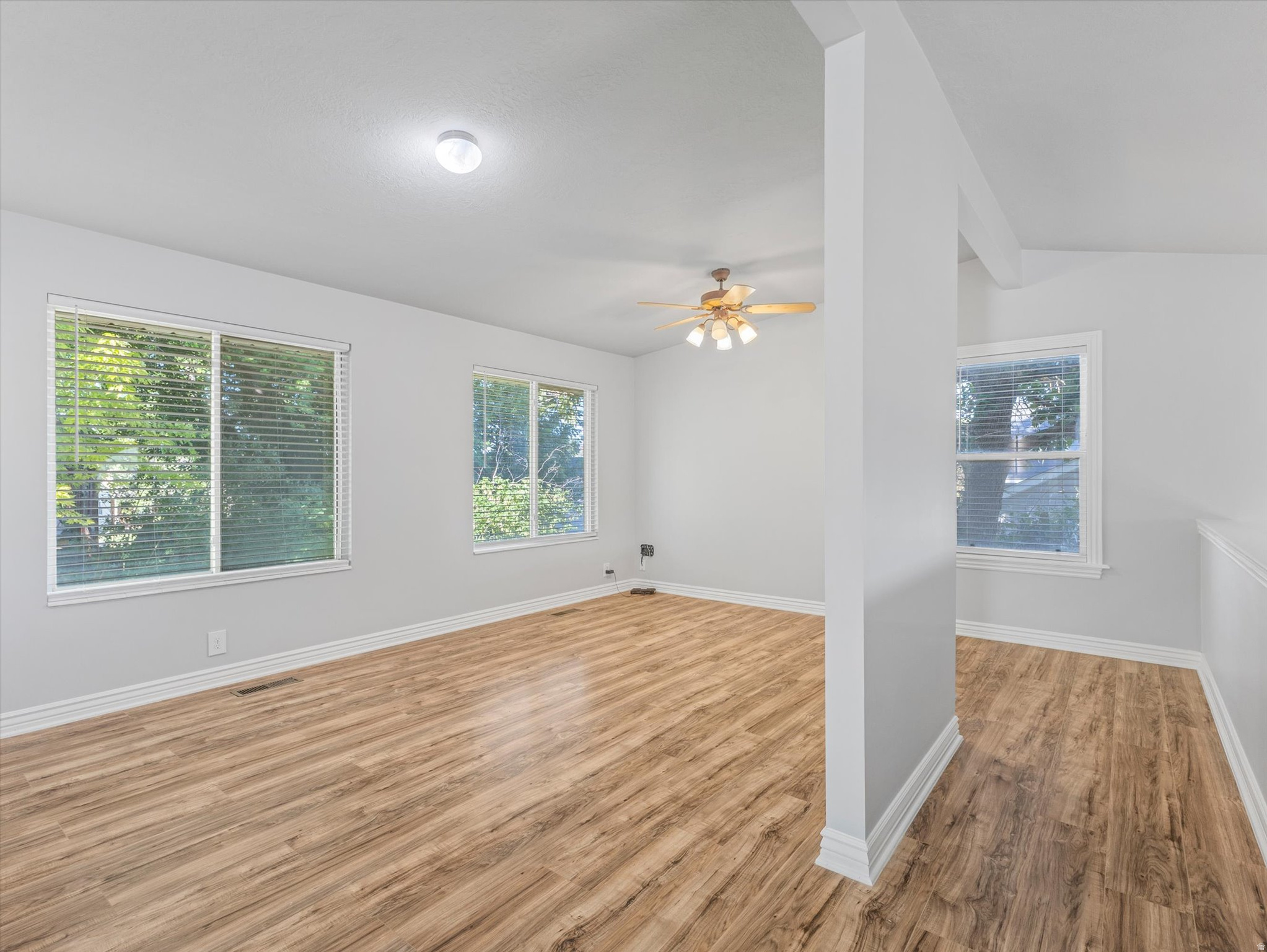 THE PINES - Residential