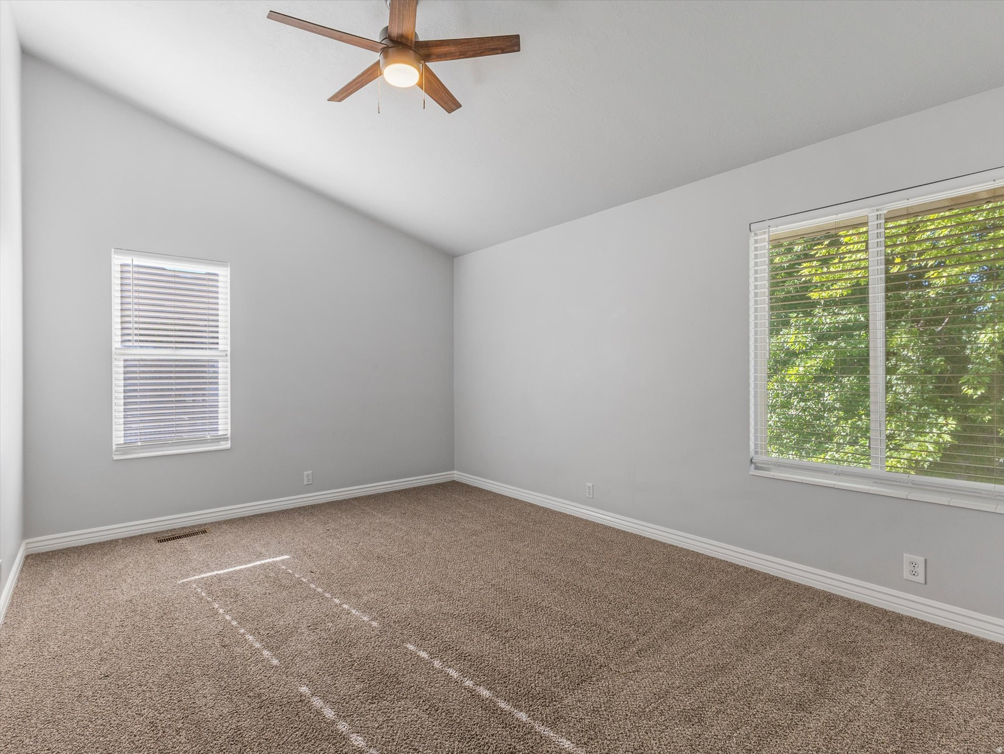 THE PINES - Residential