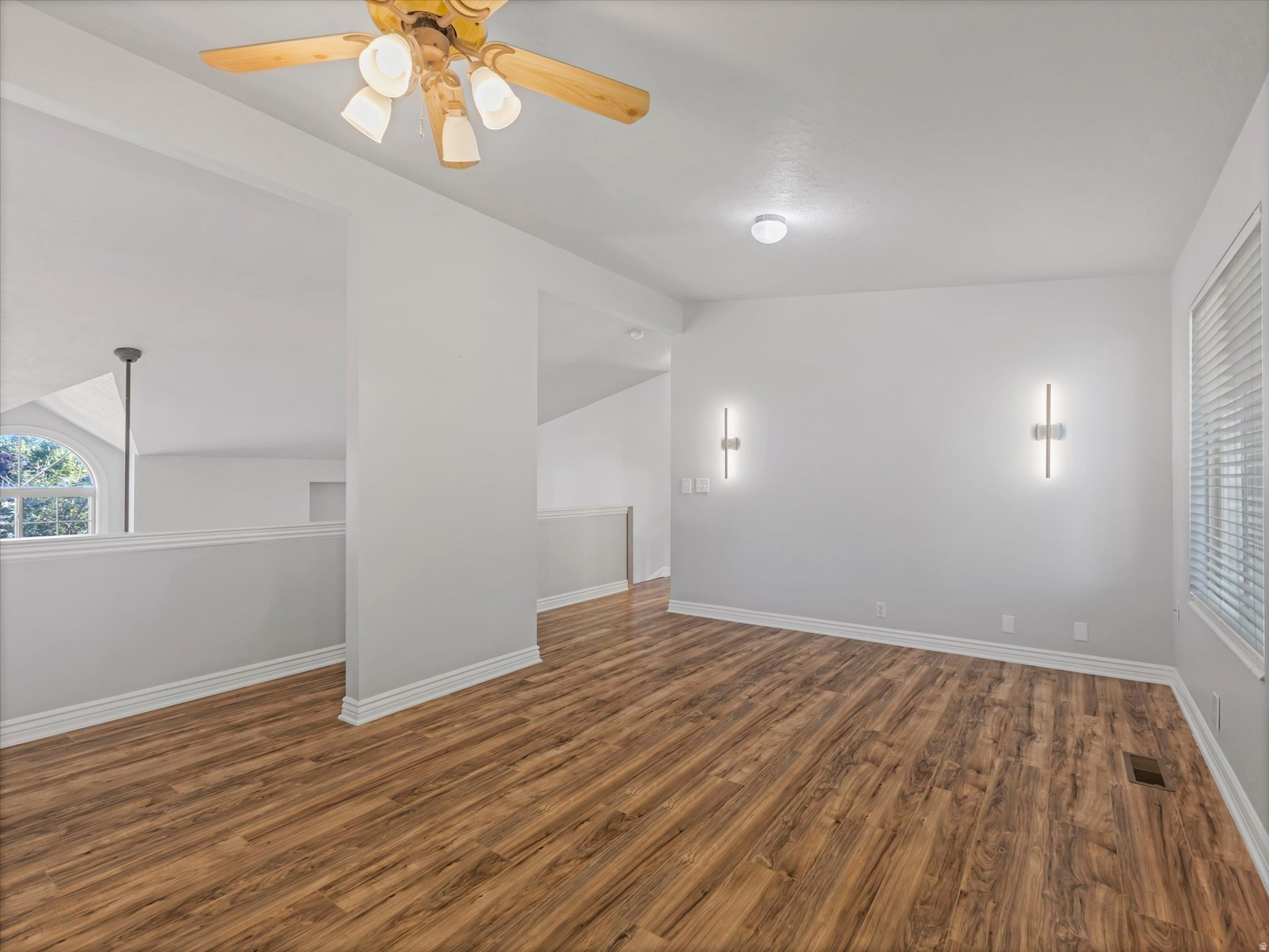 THE PINES - Residential