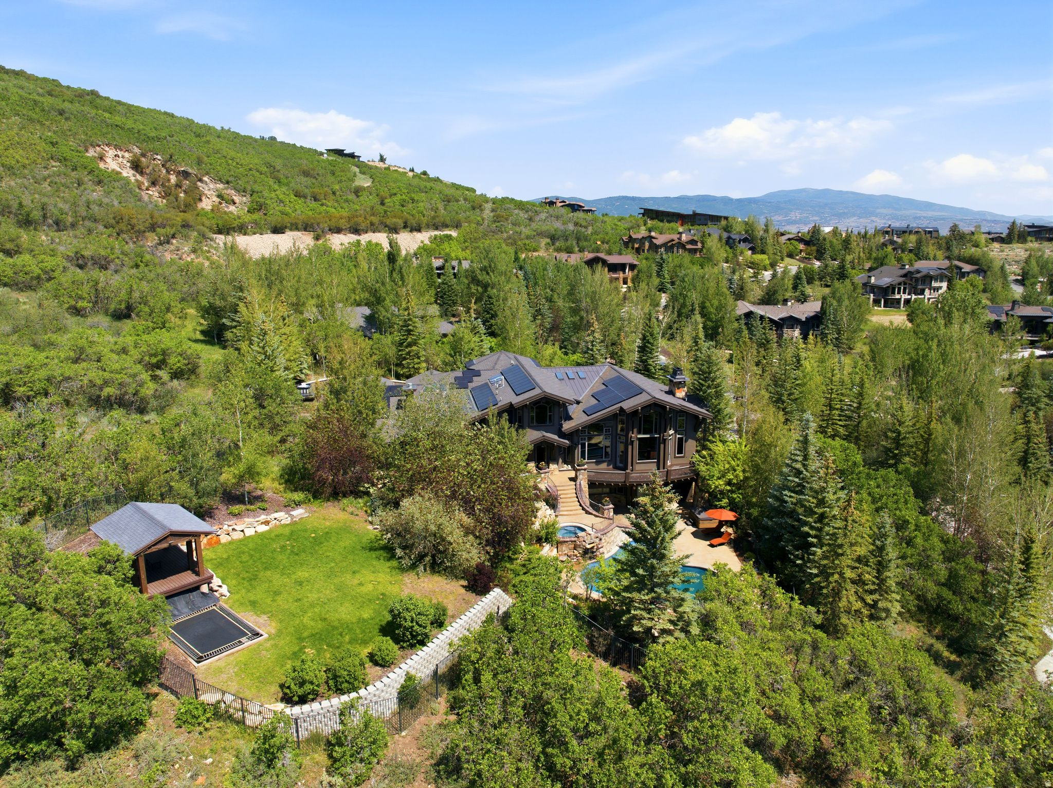 SANDSTONE COVE SUBDIVISION - Residential