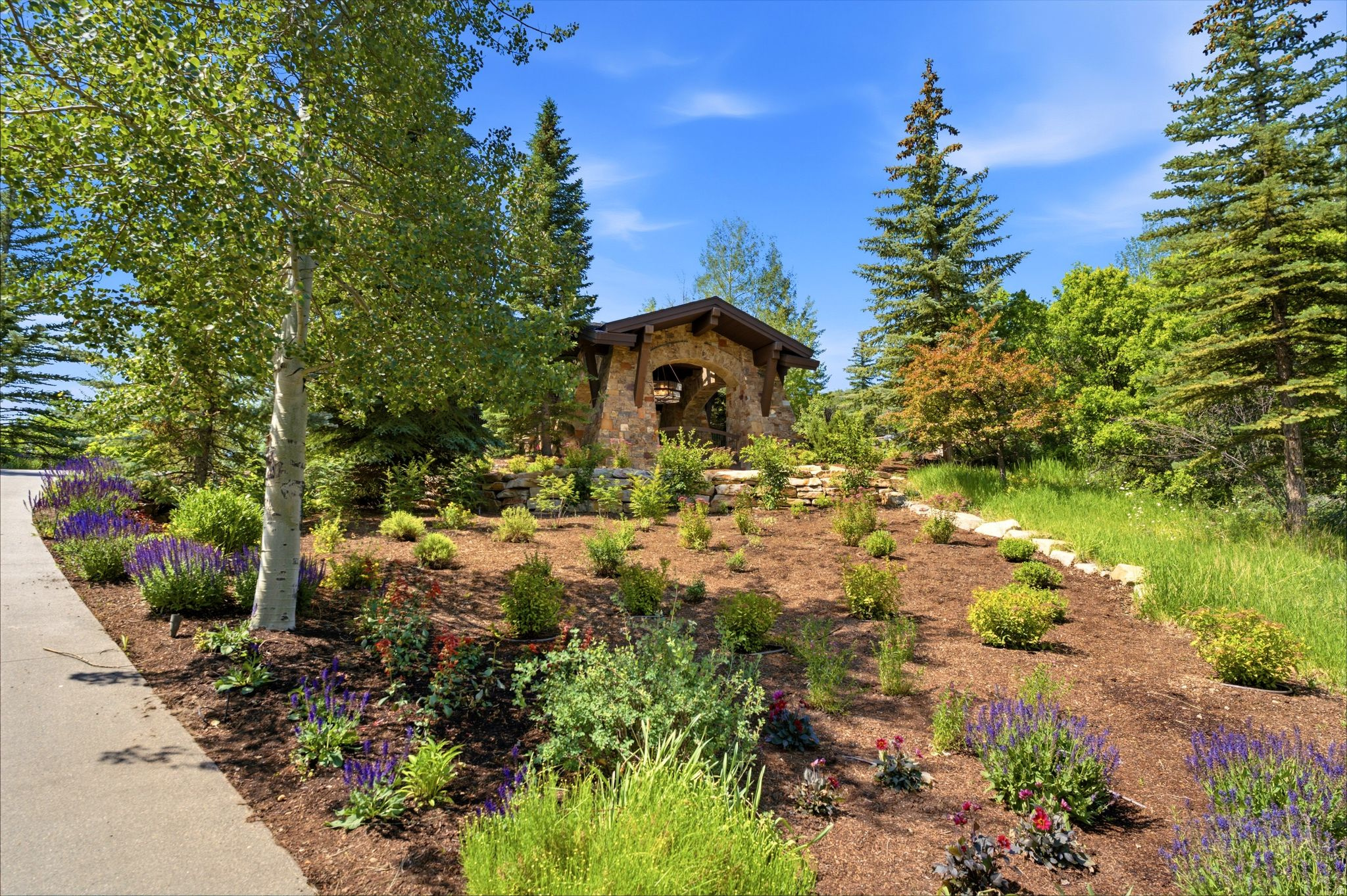 SANDSTONE COVE SUBDIVISION - Residential