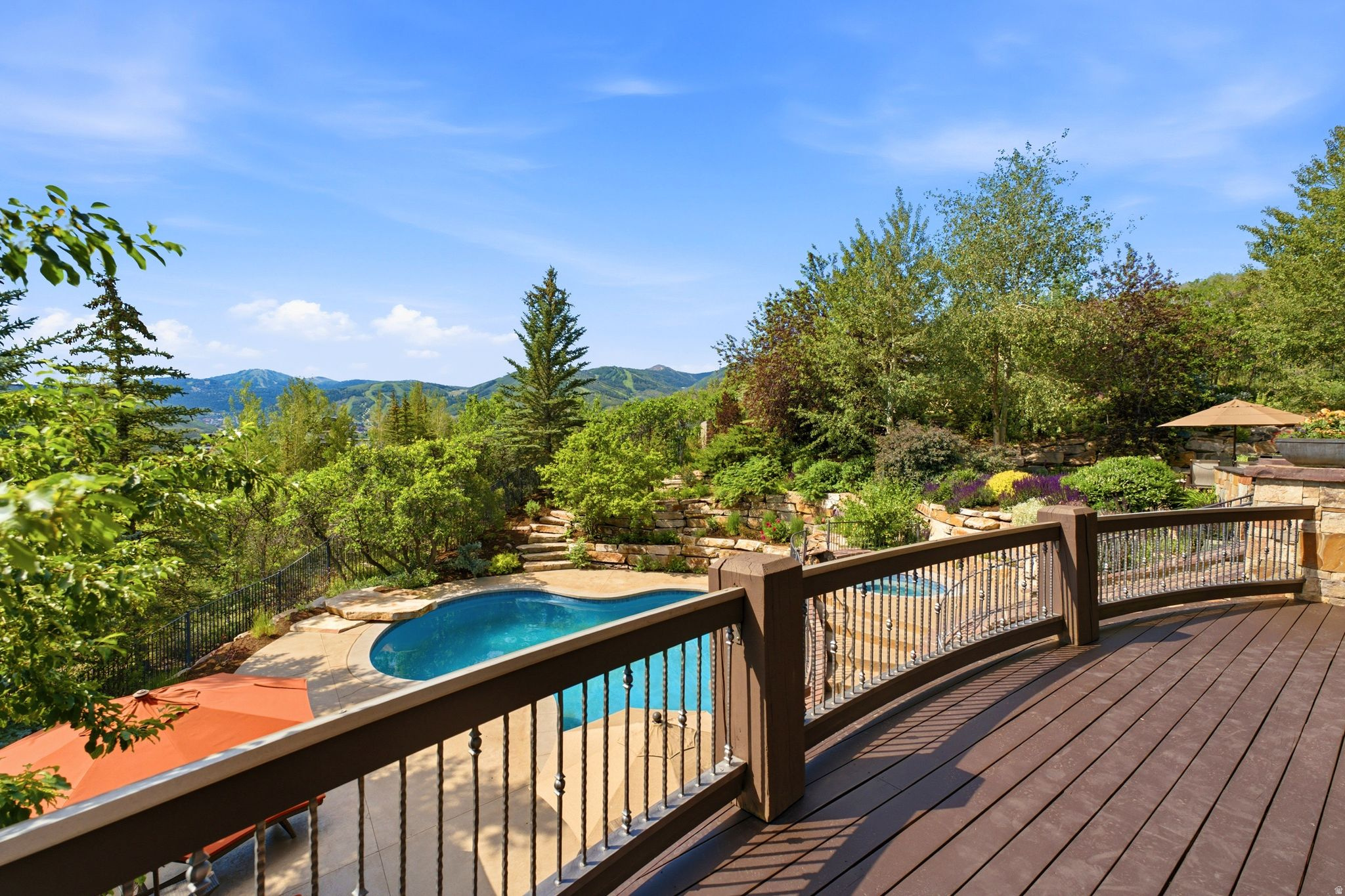 SANDSTONE COVE SUBDIVISION - Residential