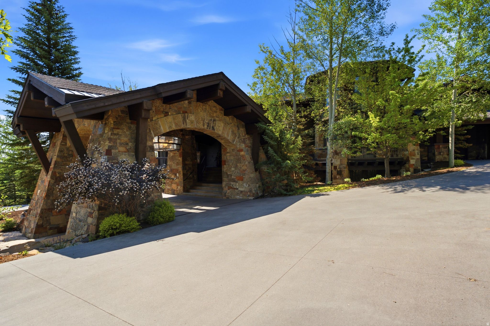 SANDSTONE COVE SUBDIVISION - Residential