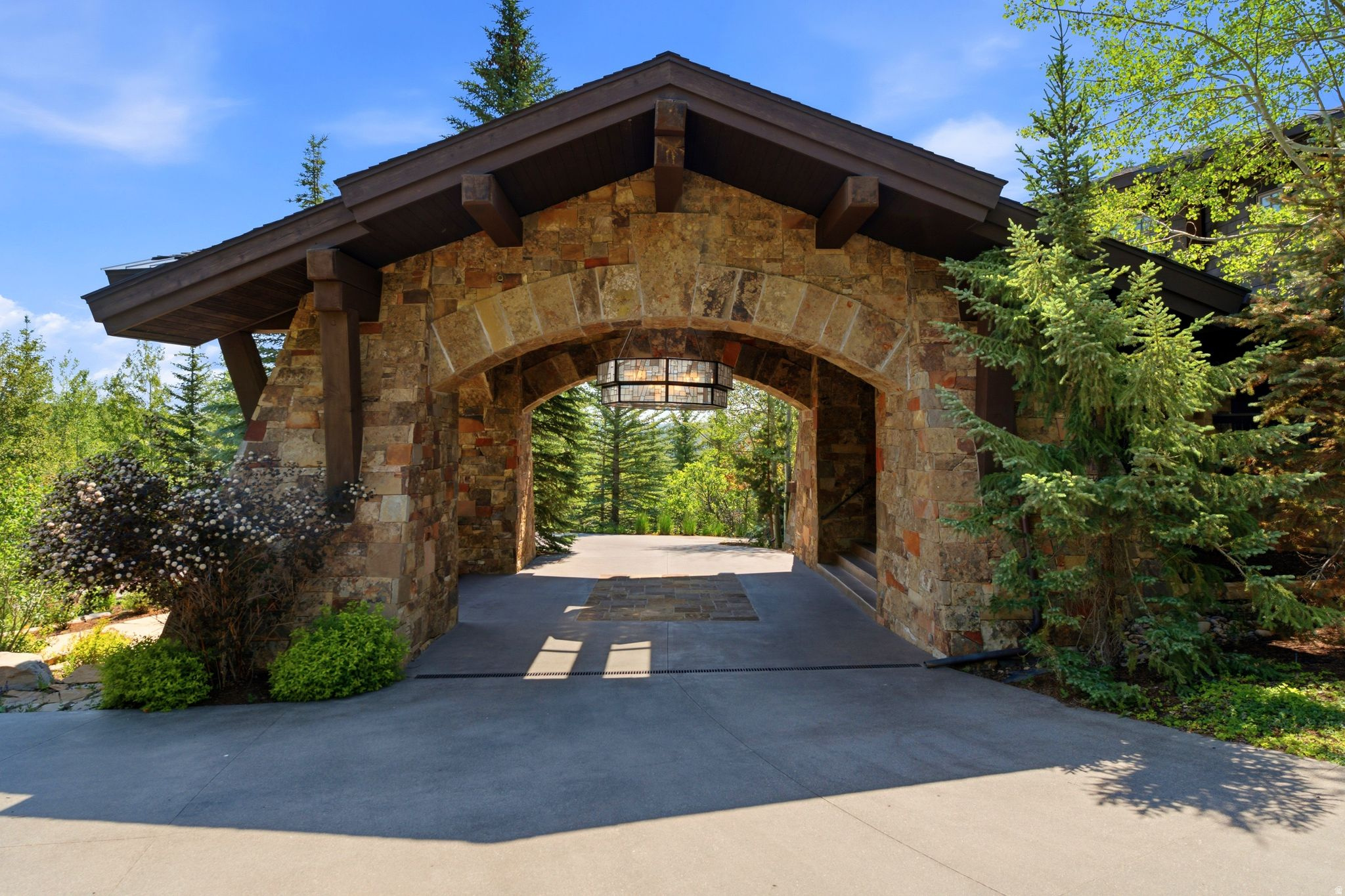 SANDSTONE COVE SUBDIVISION - Residential