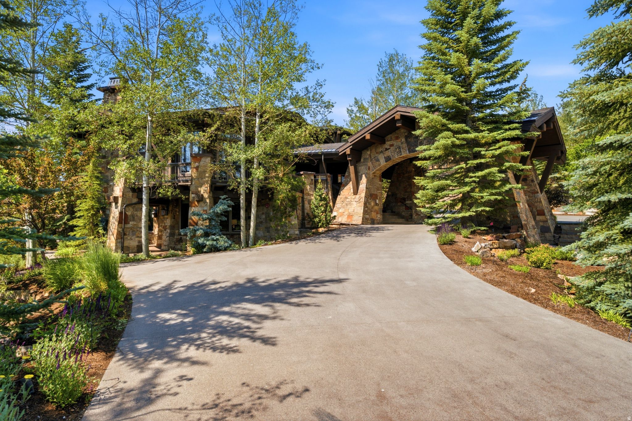 SANDSTONE COVE SUBDIVISION - Residential