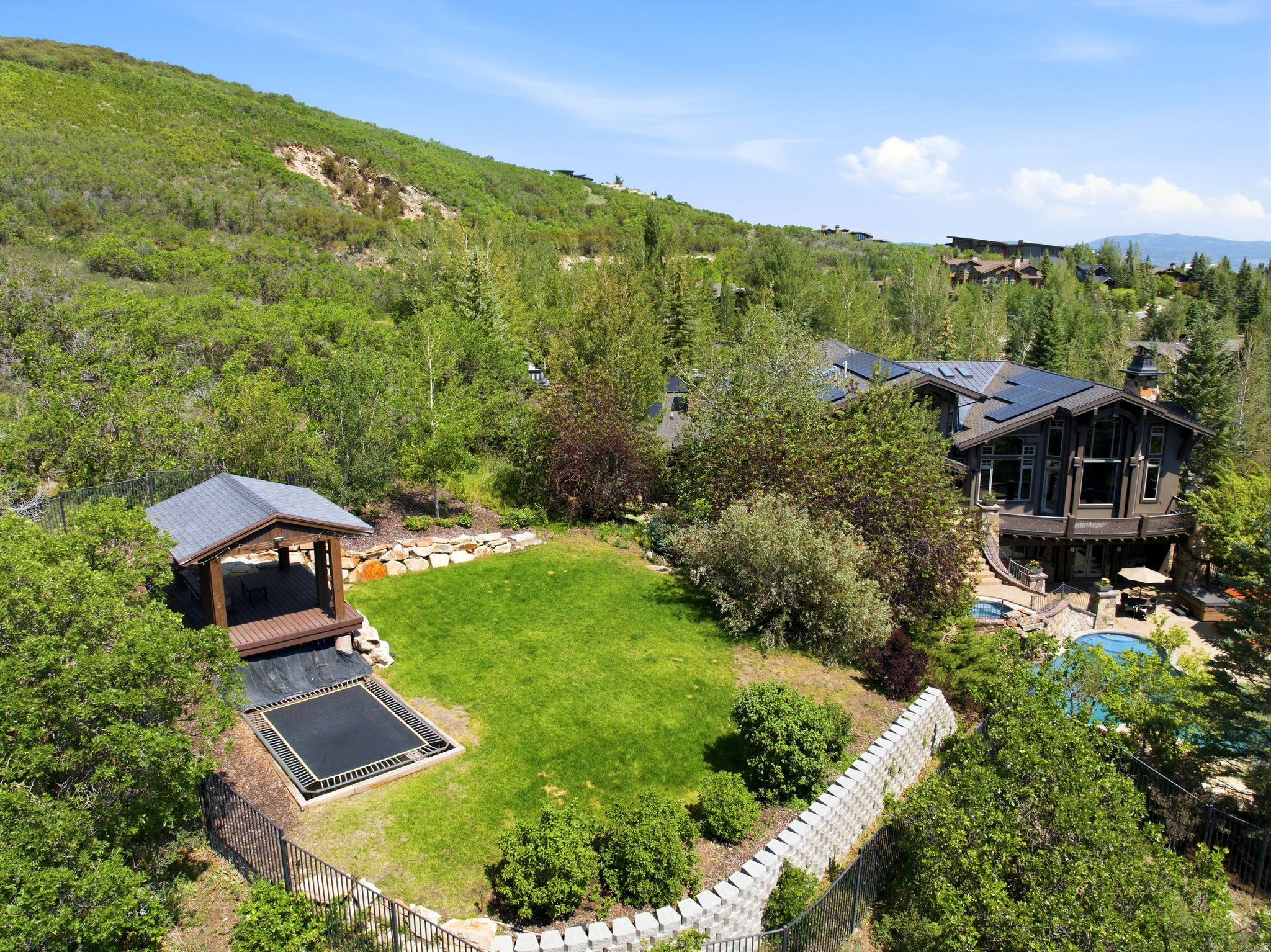 SANDSTONE COVE SUBDIVISION - Residential
