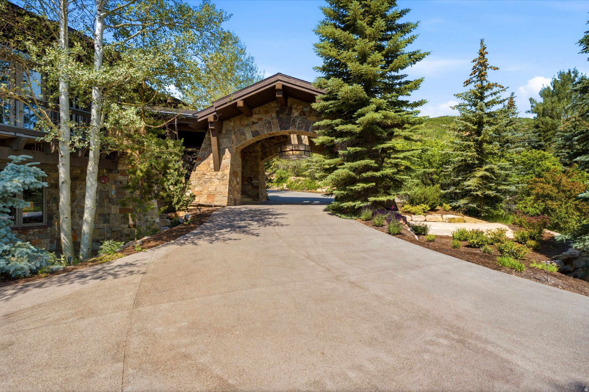 SANDSTONE COVE SUBDIVISION - Residential