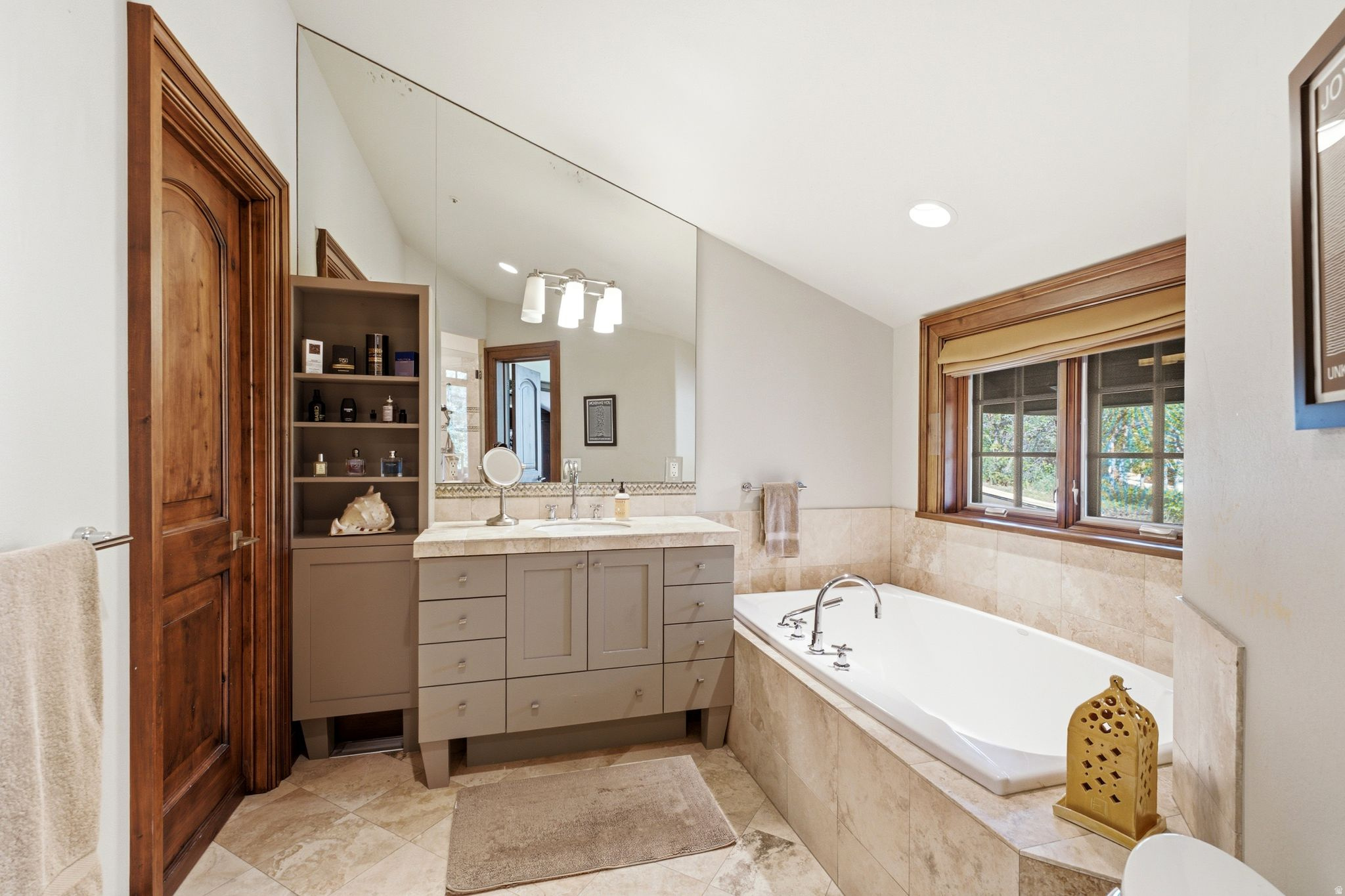 SANDSTONE COVE SUBDIVISION - Residential