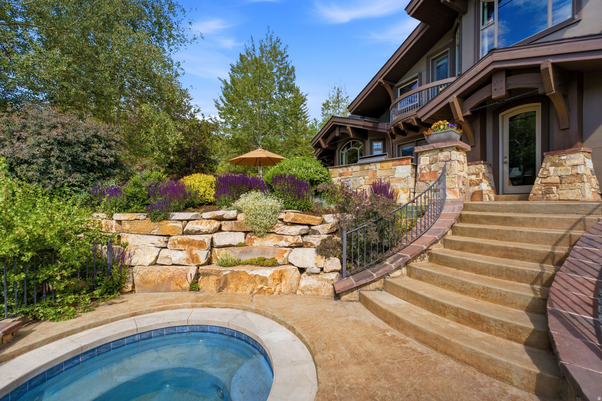 SANDSTONE COVE SUBDIVISION - Residential