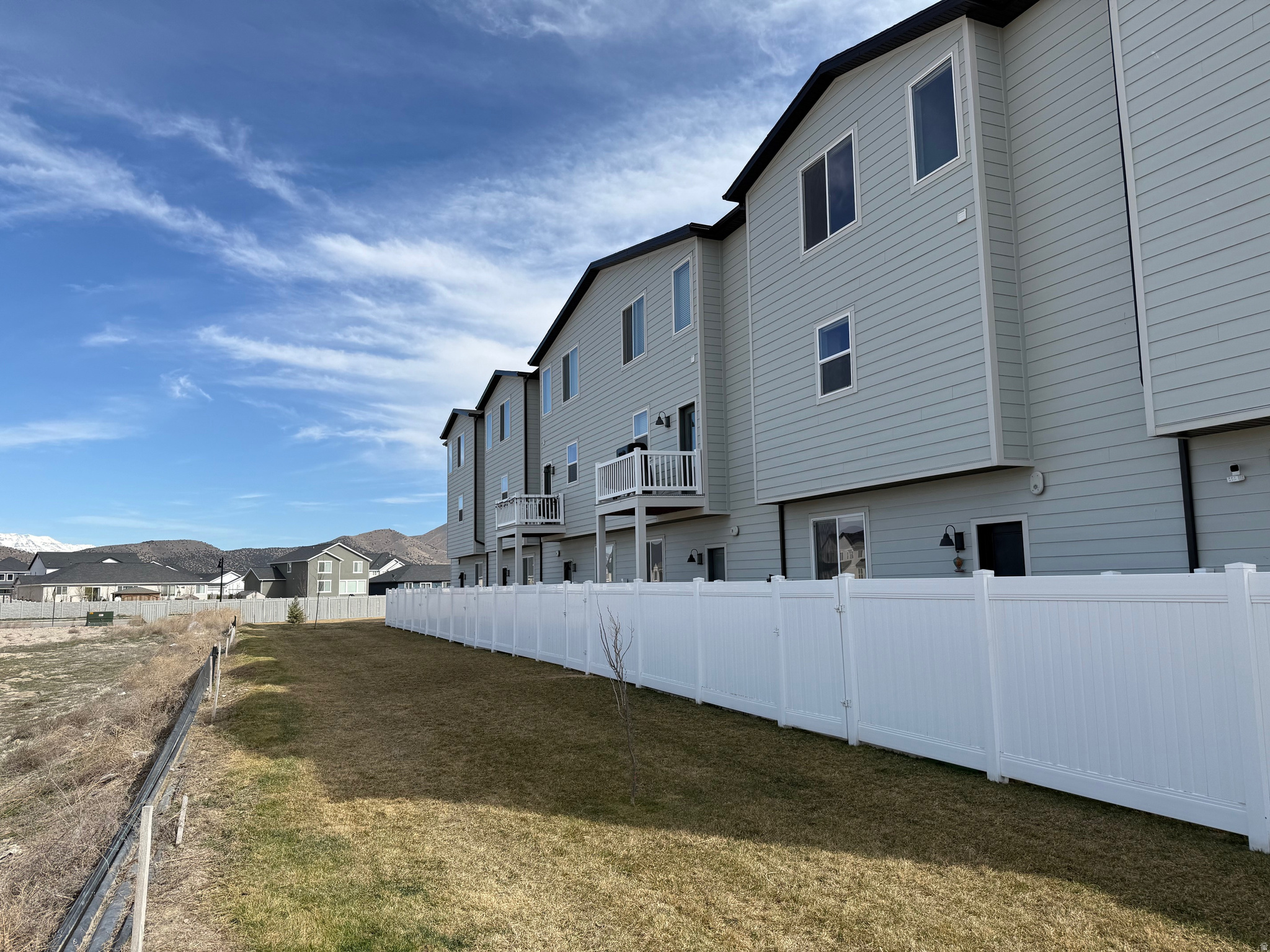 TOWNS AT BRYLEE FARMS - Residential