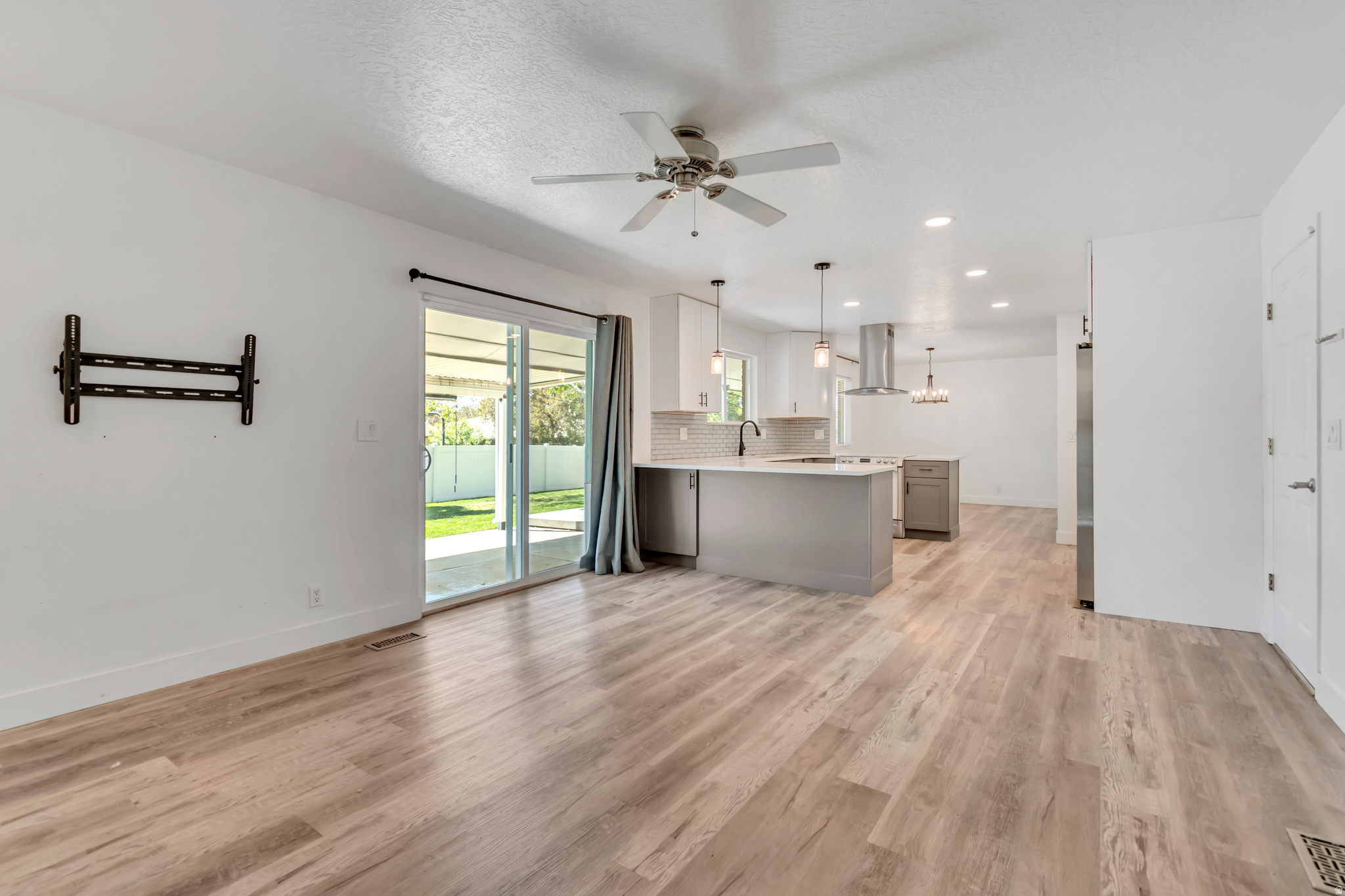COTTONWOOD - Residential