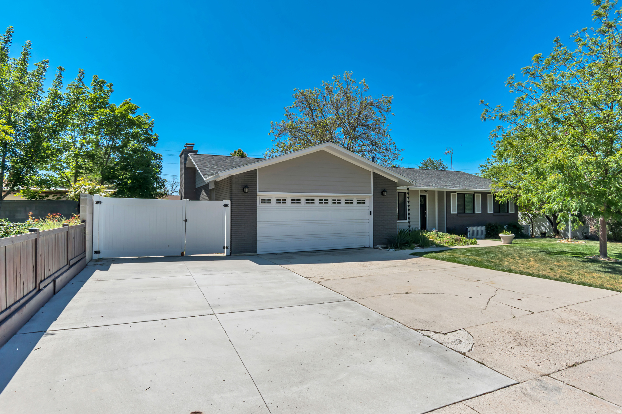 COTTONWOOD - Residential