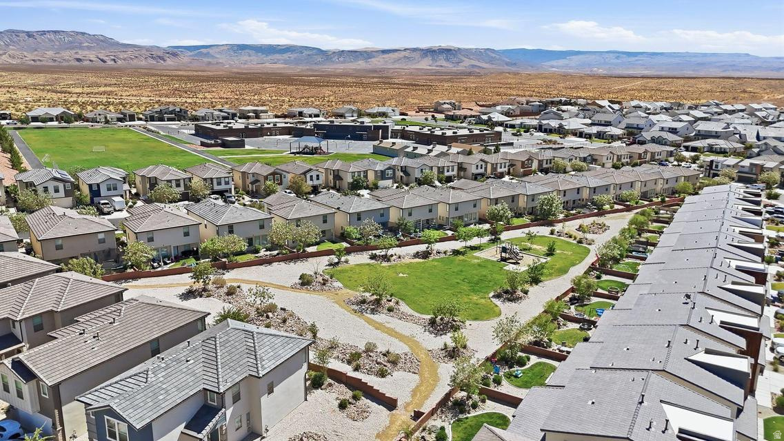 DESERT HOLLOW PH 1 - Residential