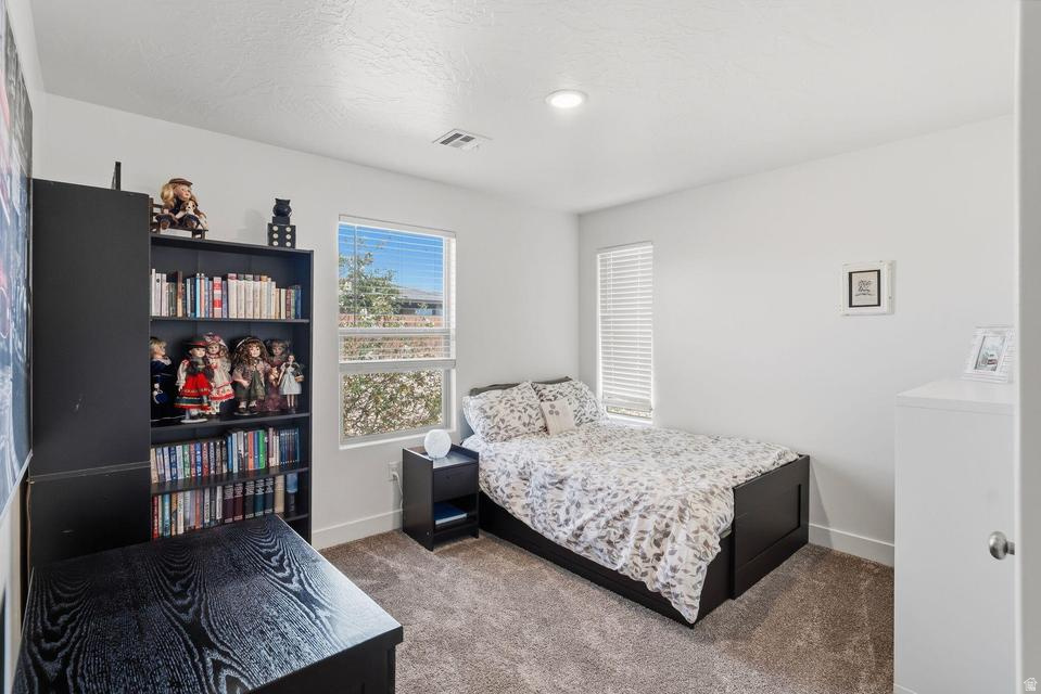 DESERT HOLLOW PH 1 - Residential