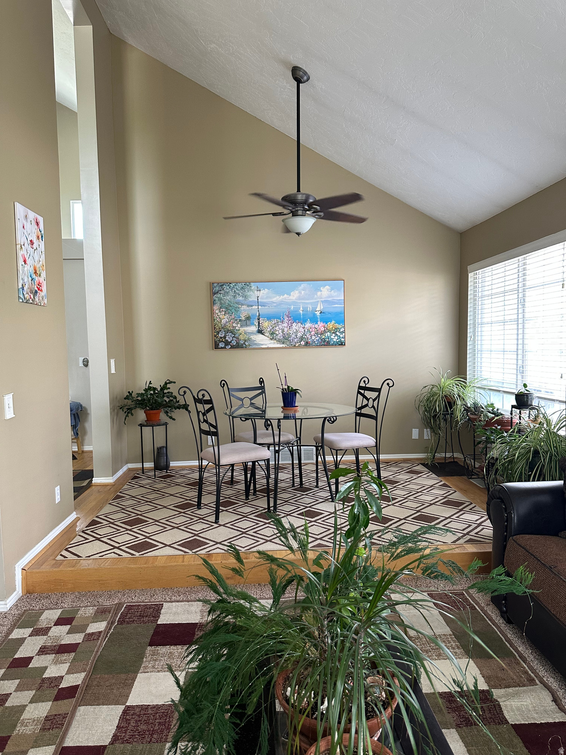 CRESCENT VISTA - Residential