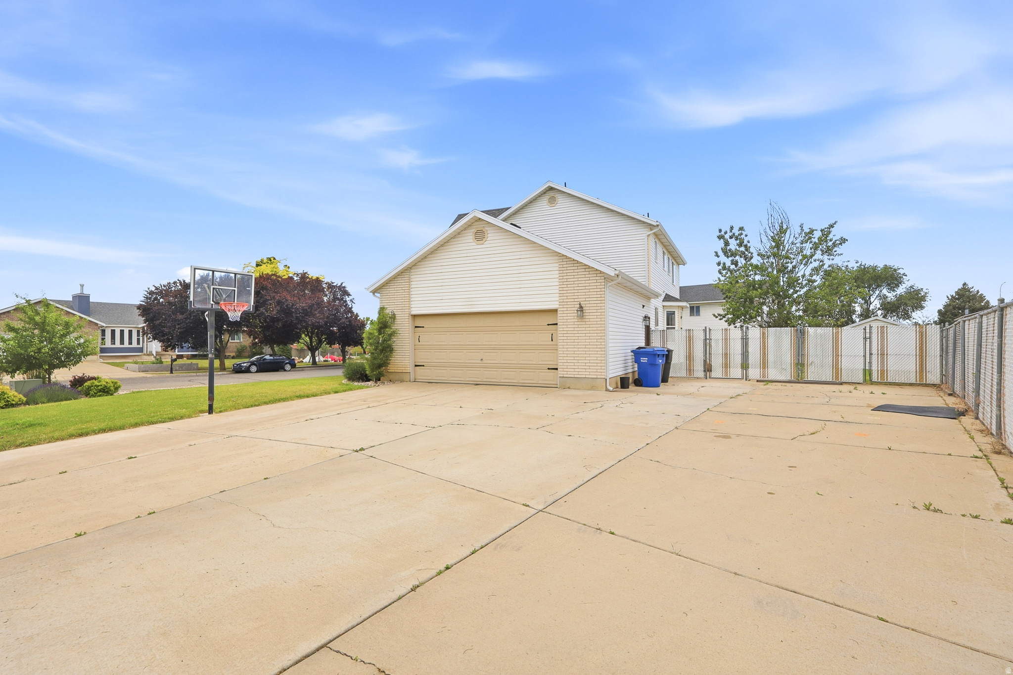 FREW ESTATES - Residential