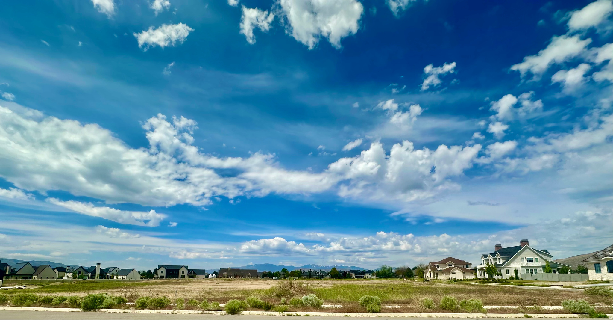 This is the ideal lot for your dream home in the premier Hollow neighborhood of Highland. The flat and  expansive .69 acre corner lot affords the option to build a North or East-facing custom home, with  plenty of space for additional amenities. Surrounded by exceptional homes and pristine views, this lot  is truly exceptional.