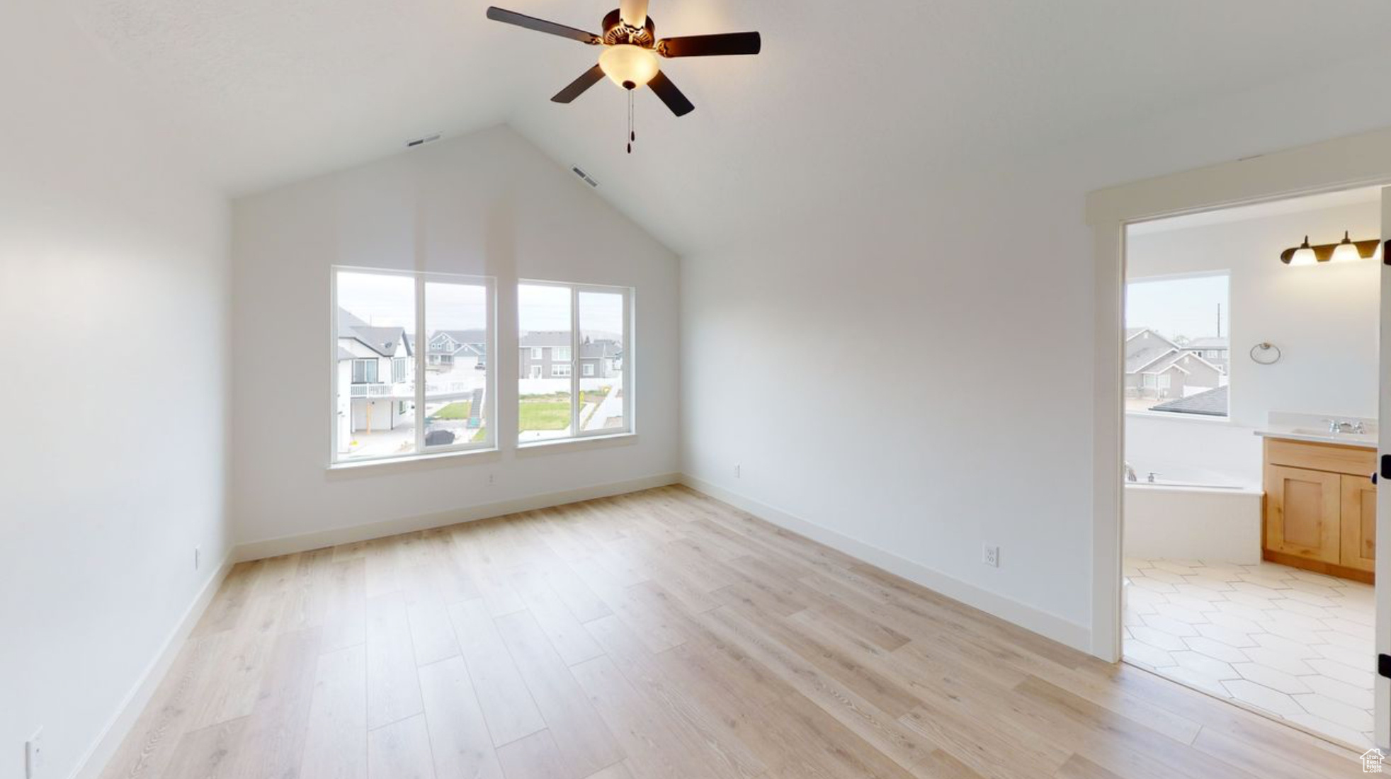 GARRETT'S PLACE - Residential