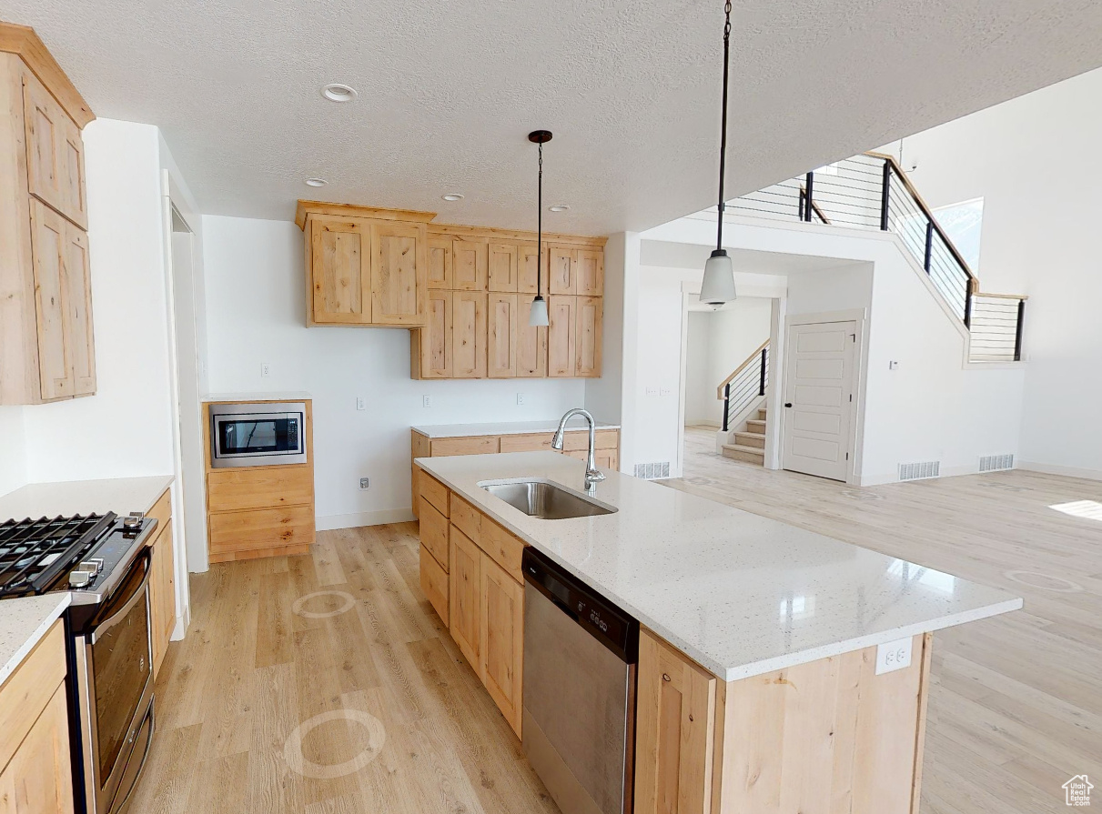 GARRETT'S PLACE - Residential