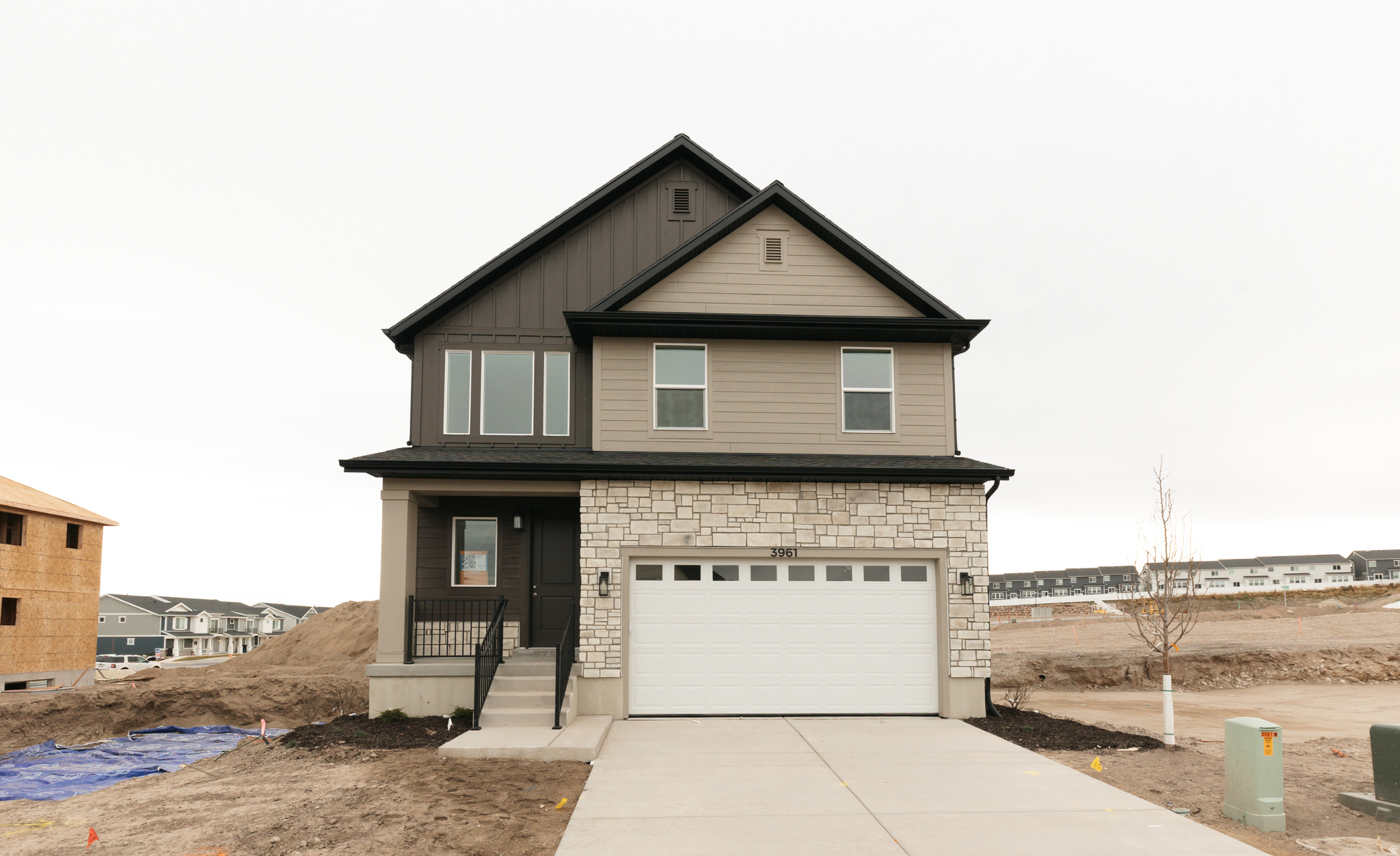 RIVER POINT - Residential