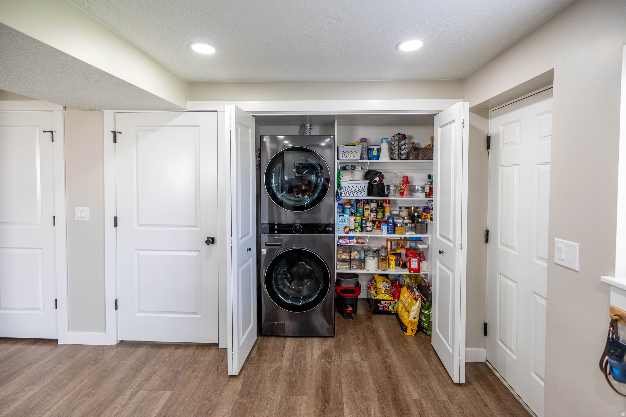 FOXGLEN SUBDIVISION - Residential