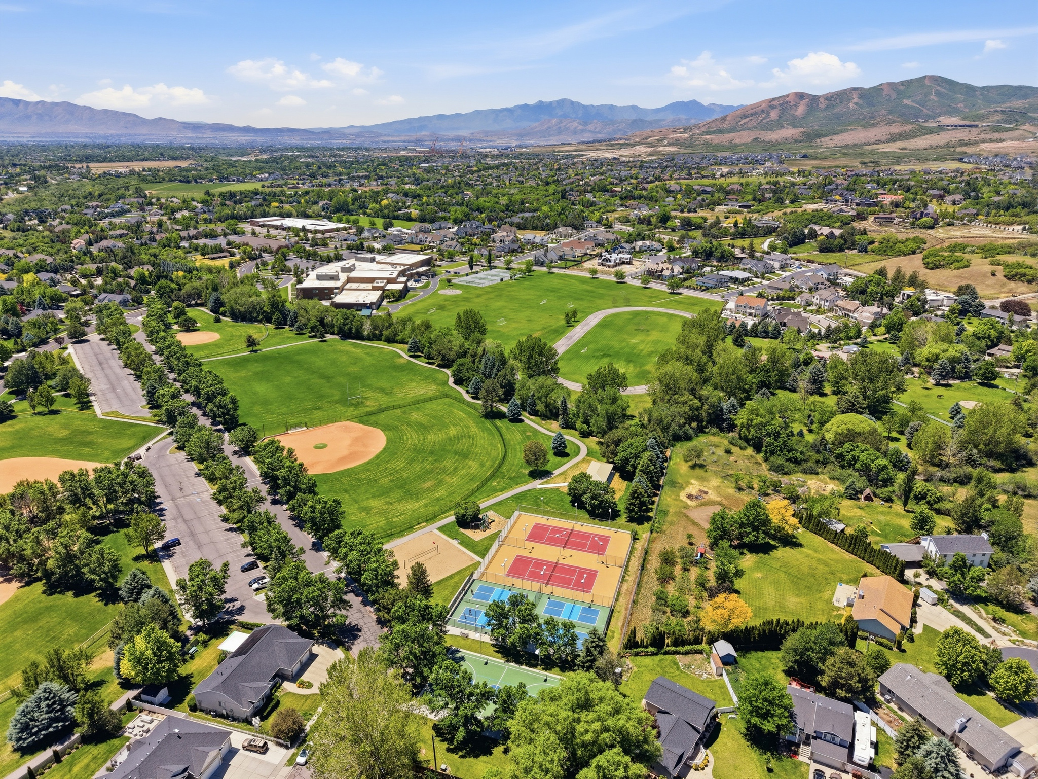 FORT CREEK ESTATES - Residential