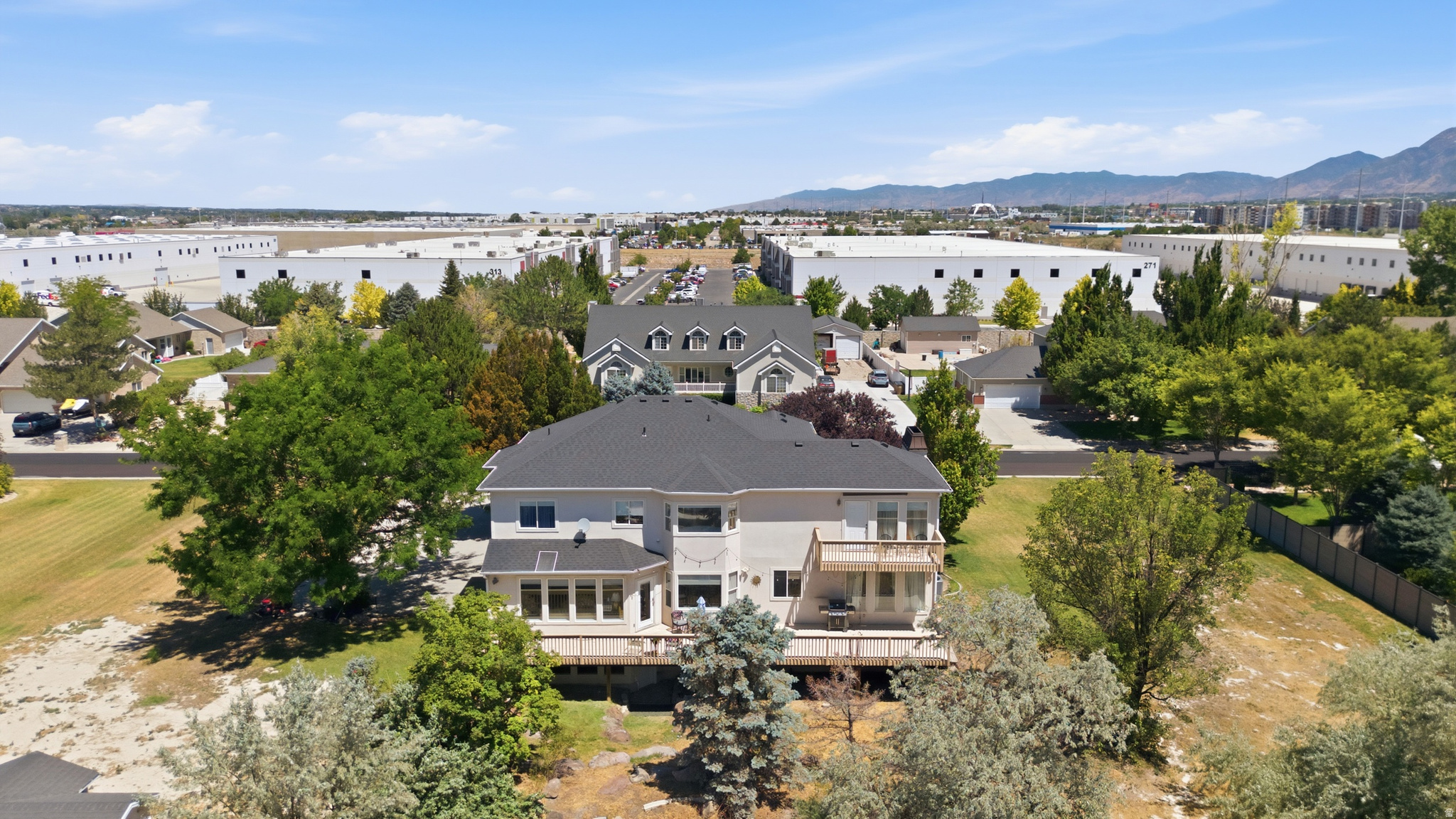 GREENFIELD FARMS - Residential