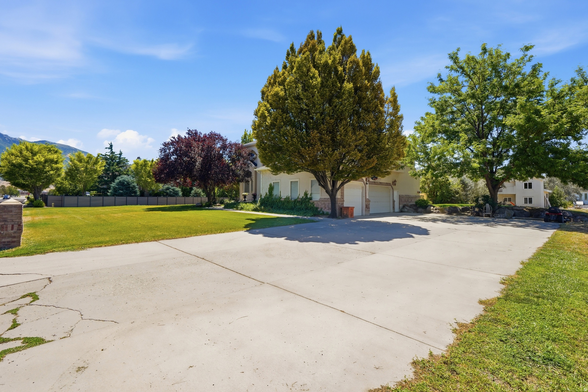 GREENFIELD FARMS - Residential