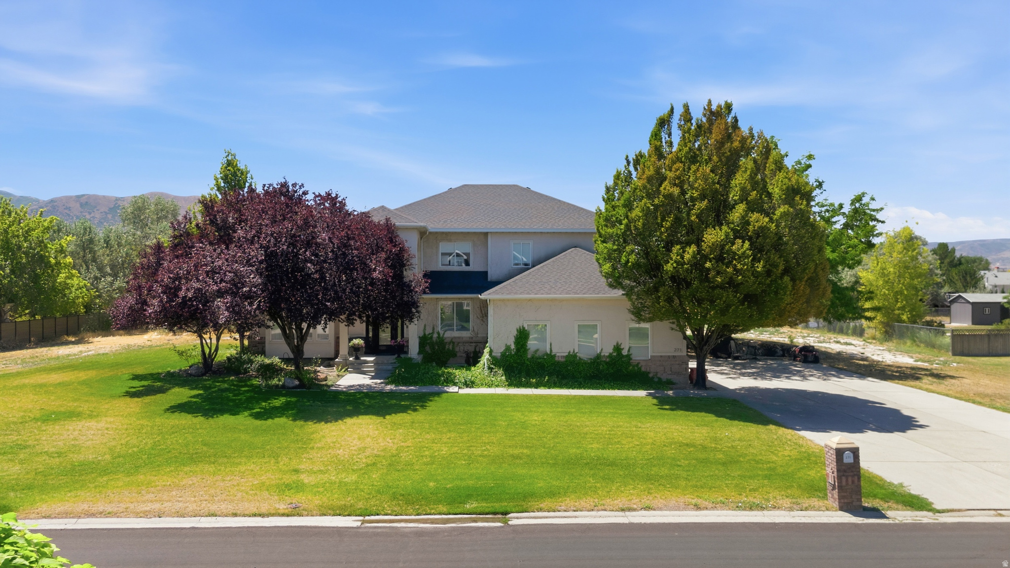 GREENFIELD FARMS - Residential