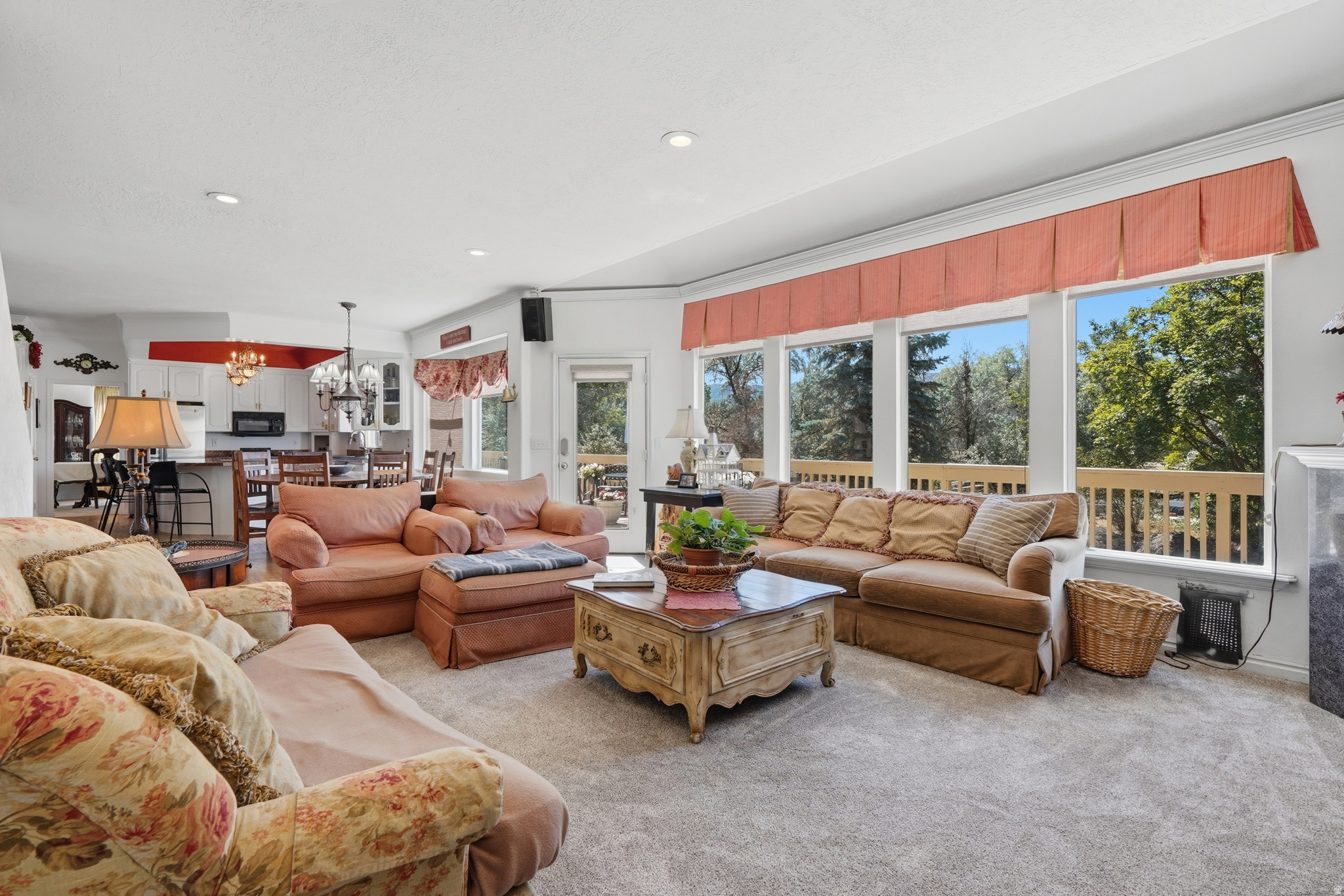 GREENFIELD FARMS - Residential